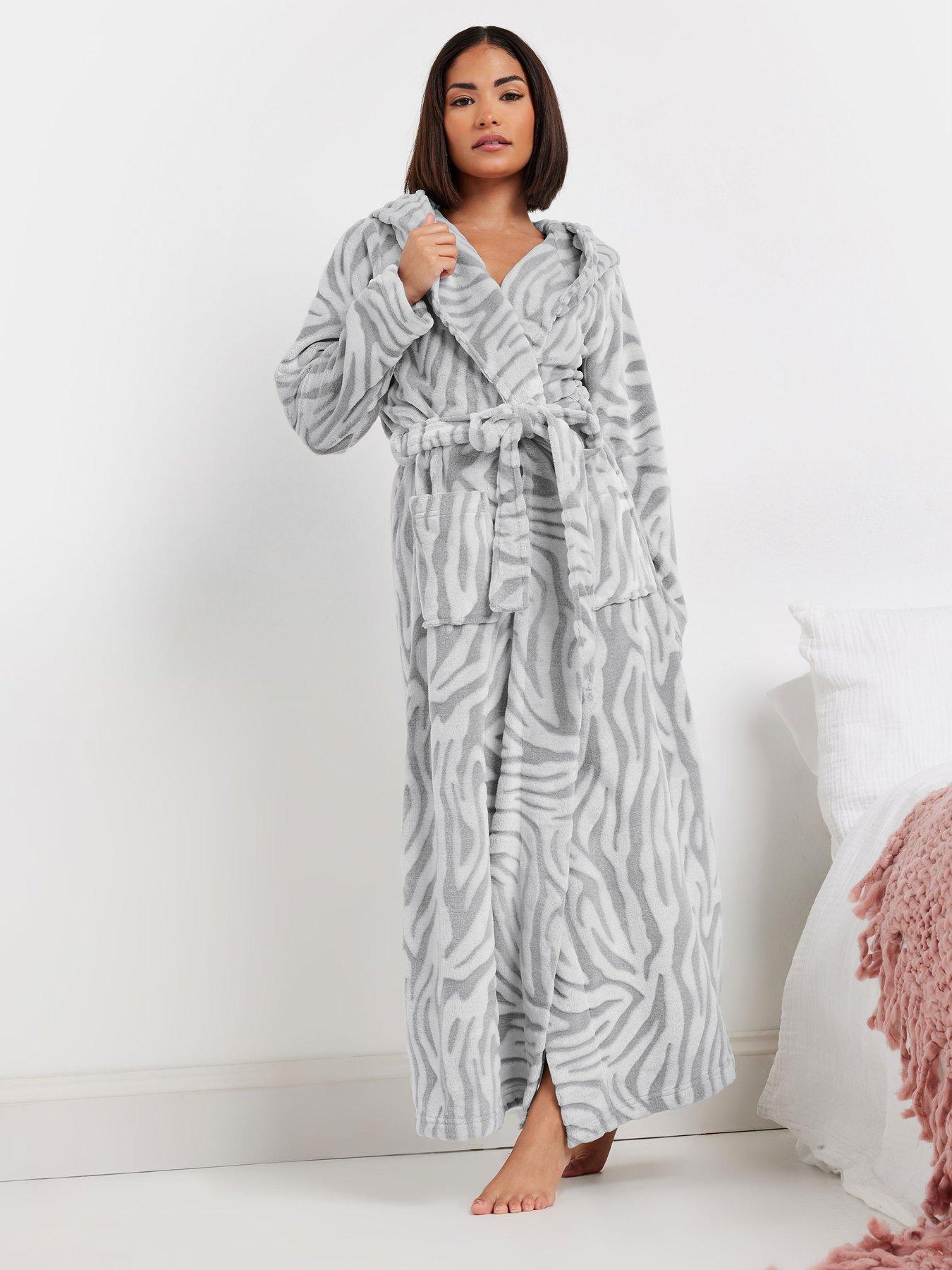 pixiegirl-petite-zebra-clipped-hooded-maxi-robe