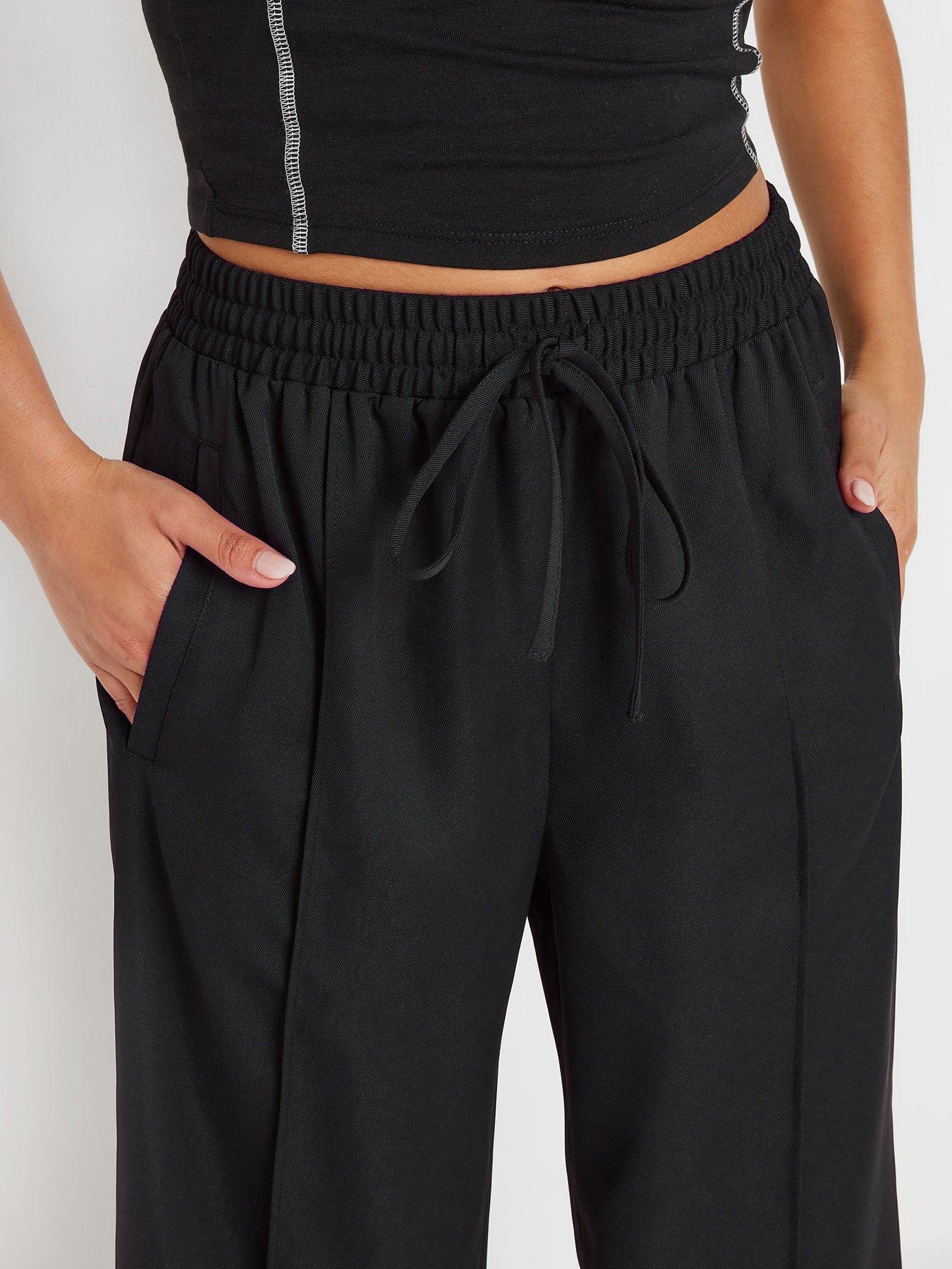 pixiegirl-petite-pintuck-tie-waist-wide-leg-trousers-blackoutfit