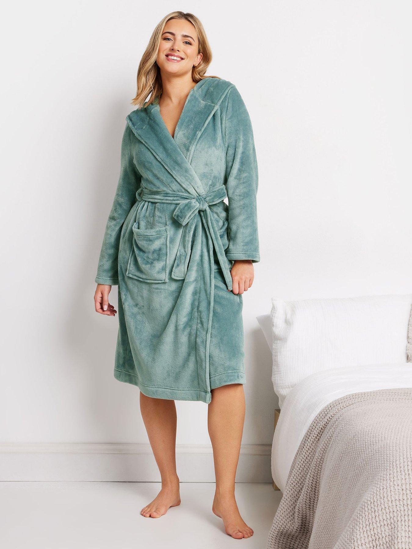 mco-hooded-robe