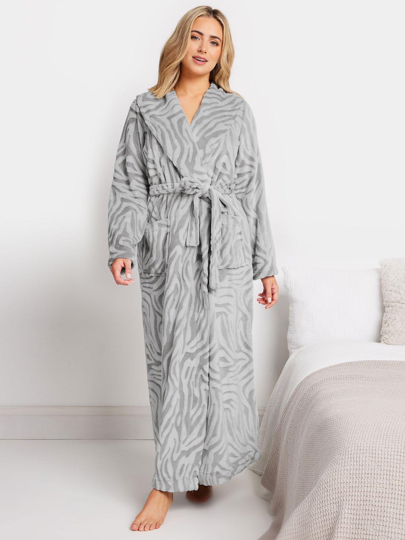 mco-zebra-shawl-collar-maxi-robeback