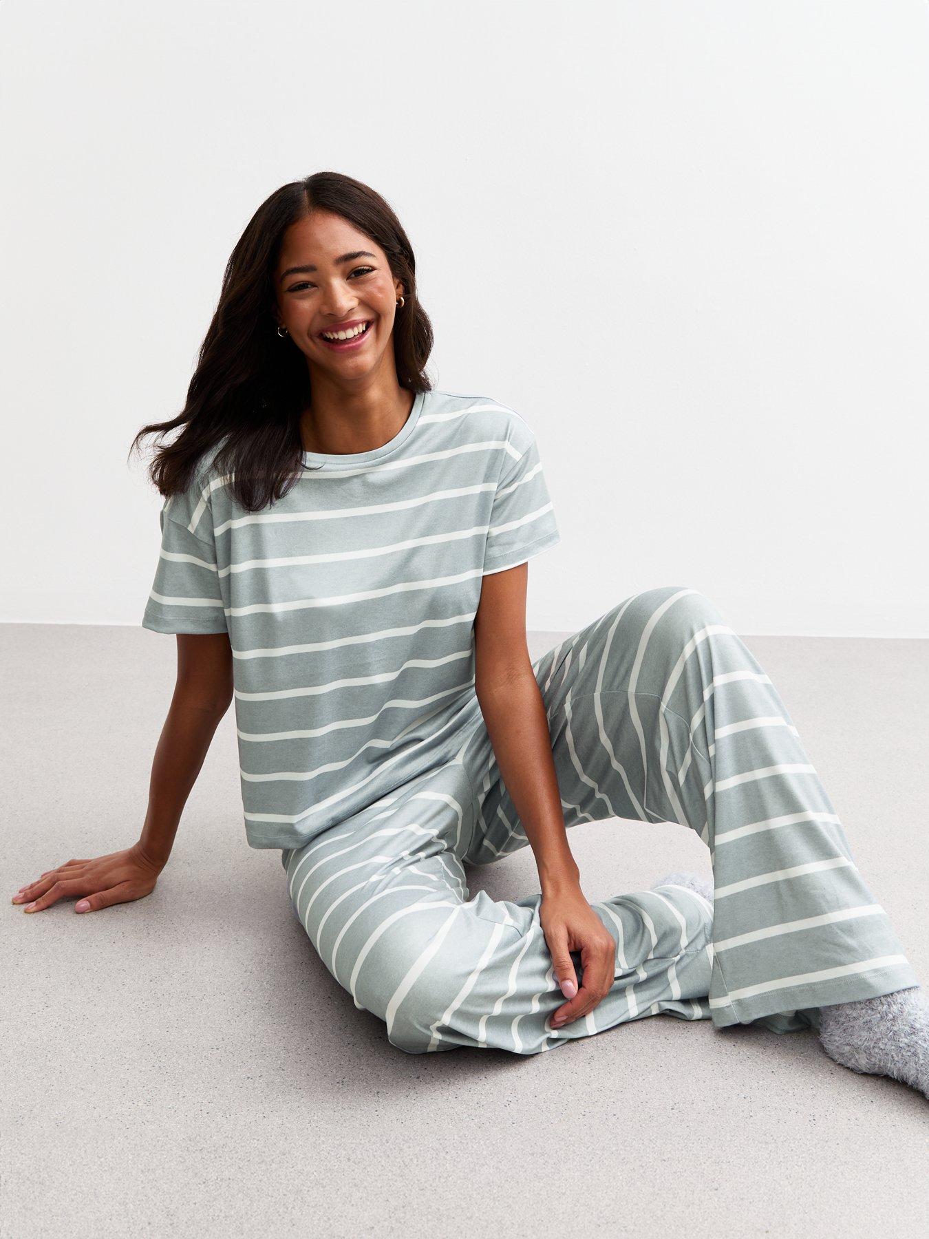 new-look-grey-striped-long-pyjama-set