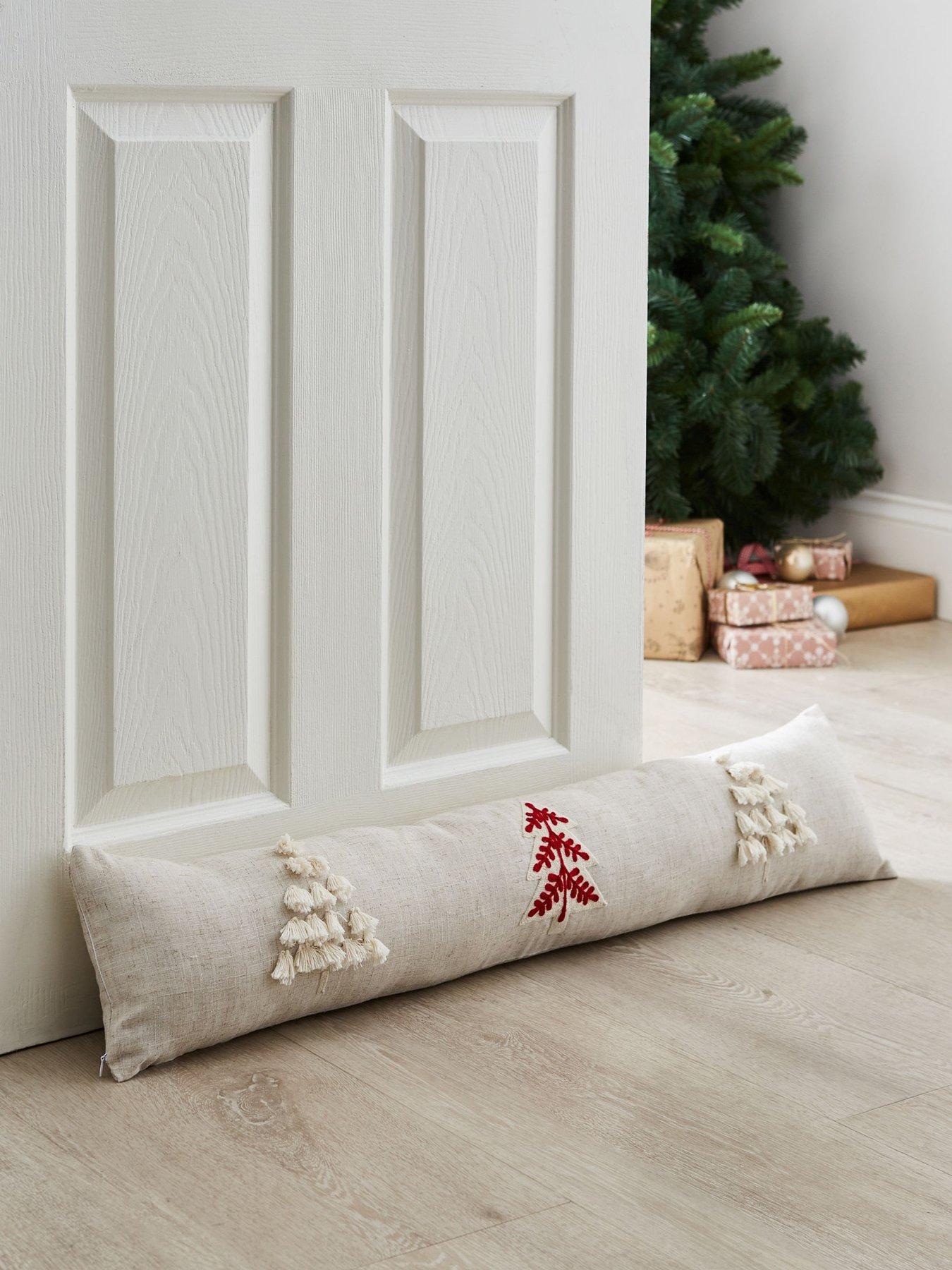 catherine-lansfield-tufted-christmas-tree-draught-excluder