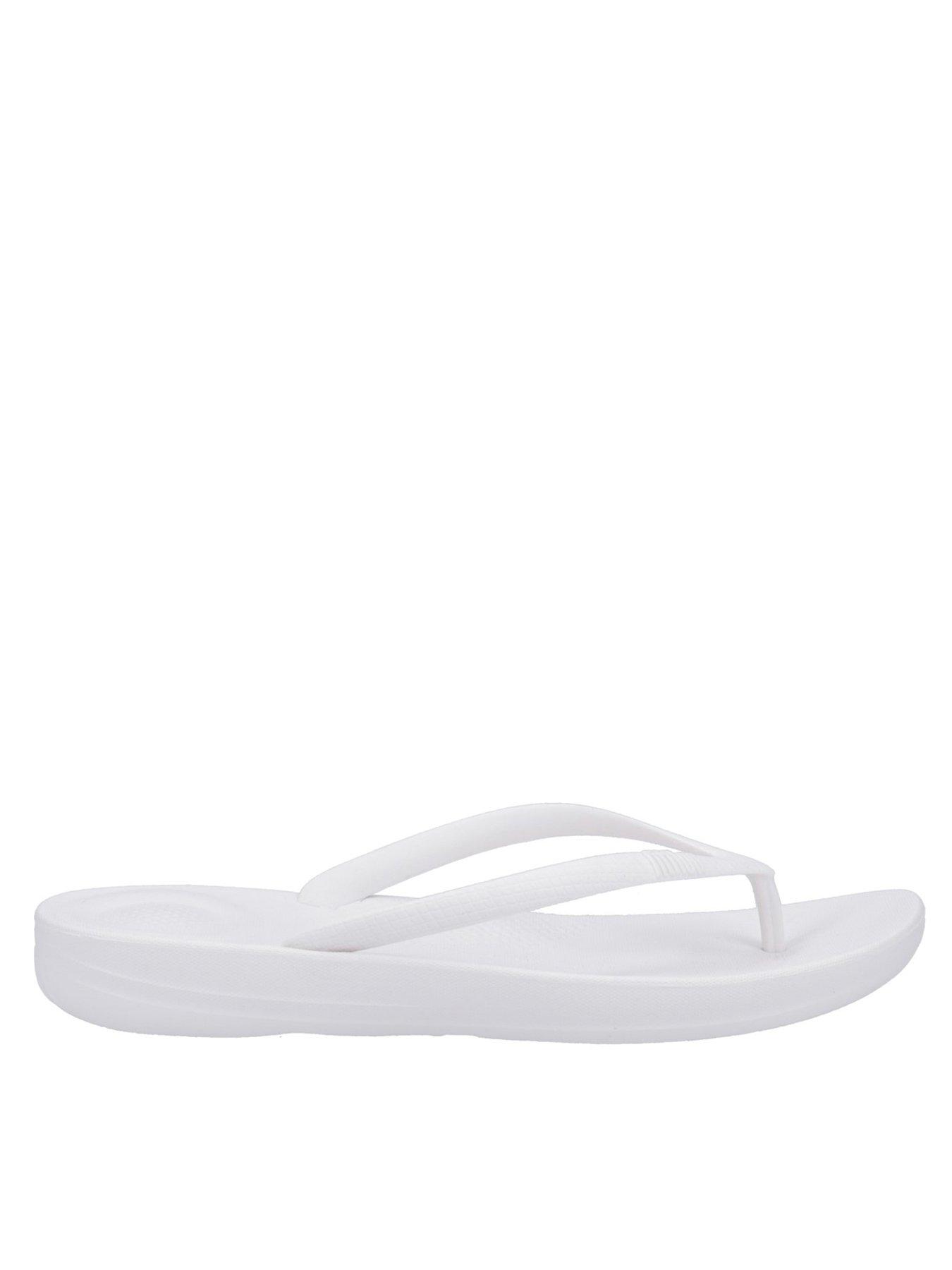 fitflop-iqushion-ergonomic-white