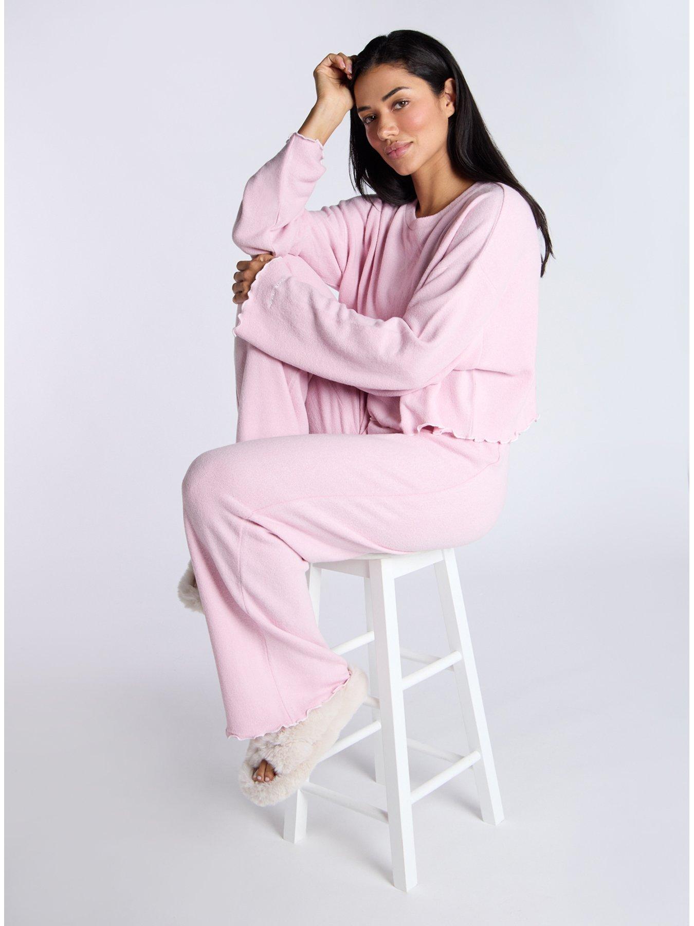 boux-avenue-boux-avenue-fleece-lettuce-edge-top-amp-pant-pj-set-dusky-pinkback