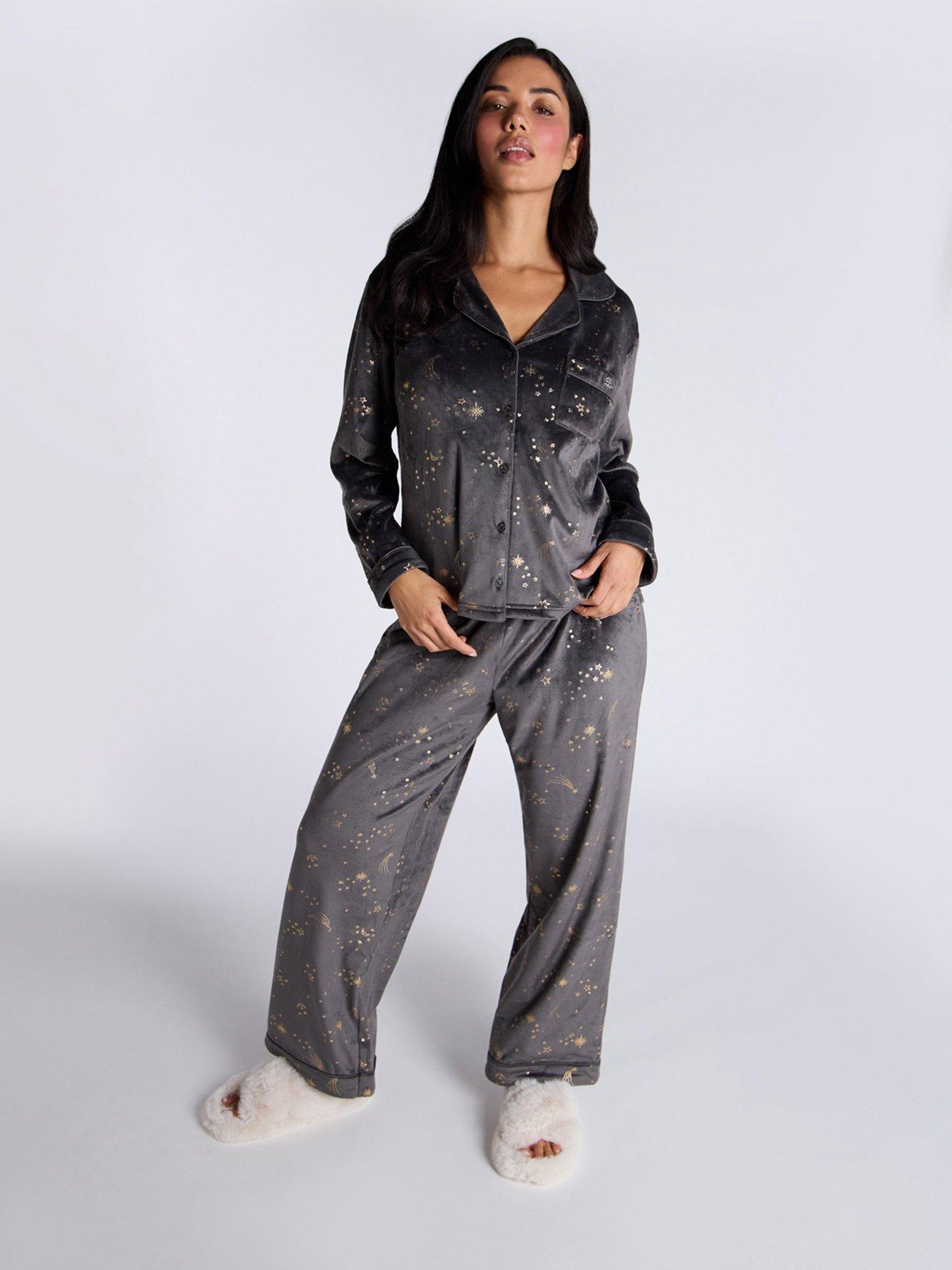 boux-avenue-boux-avenue-velour-foil-star-revere-amp-pant-set-charcoal