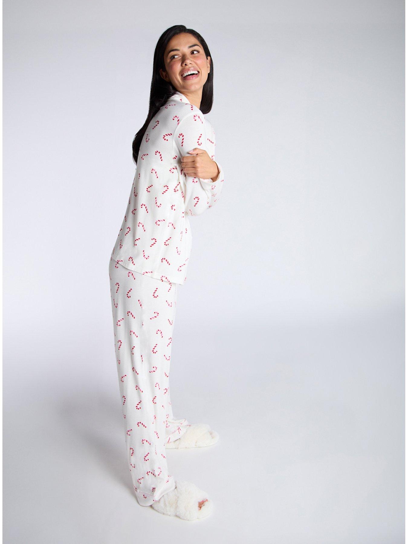 boux-avenue-modal-candy-cane-revere-pant-pj-set-ivory-mixoutfit