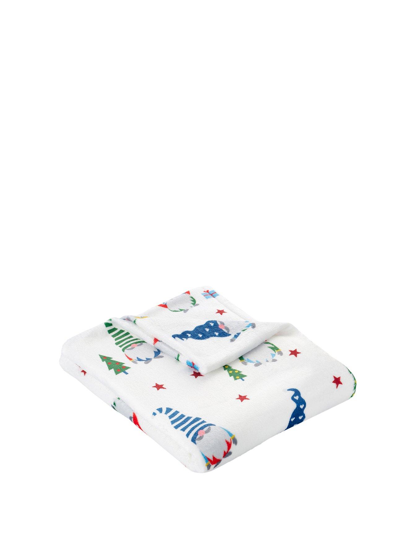 fusion-festive-gonks-christmas-fleece-throw-whitestillFront