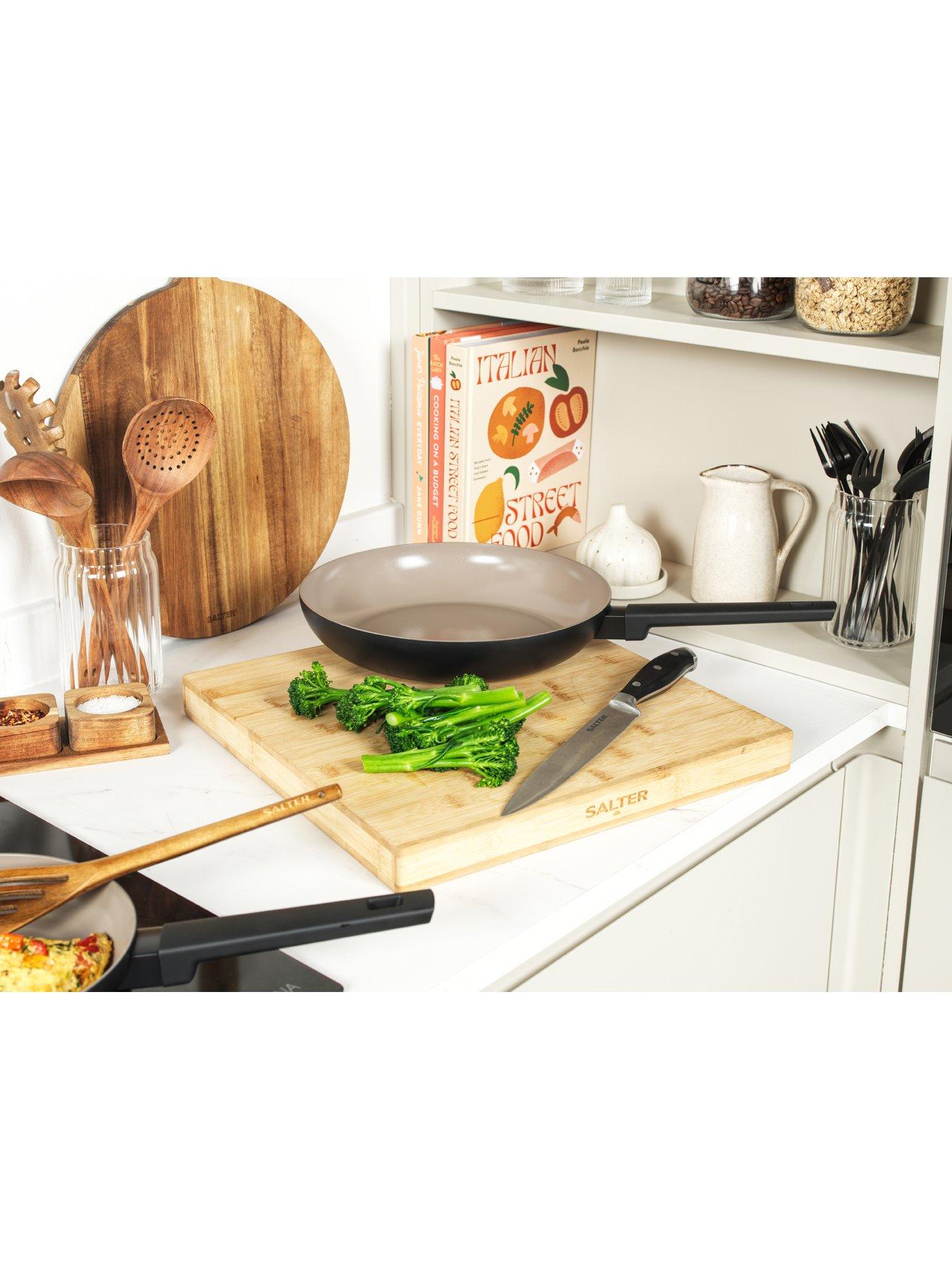 salter-cermaic-3-piece-frying-pan-setoutfit