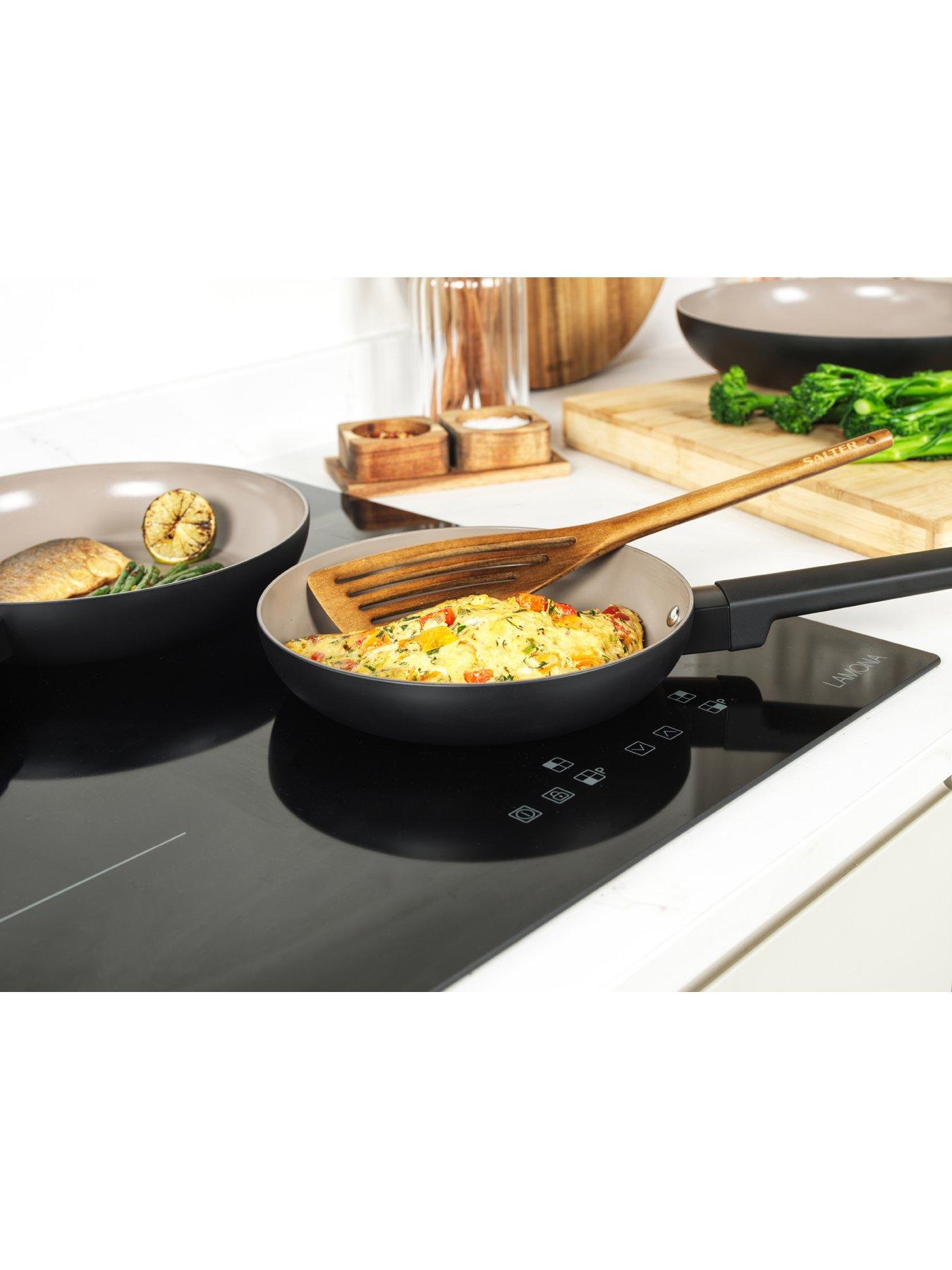 salter-cermaic-3-piece-frying-pan-setdetail