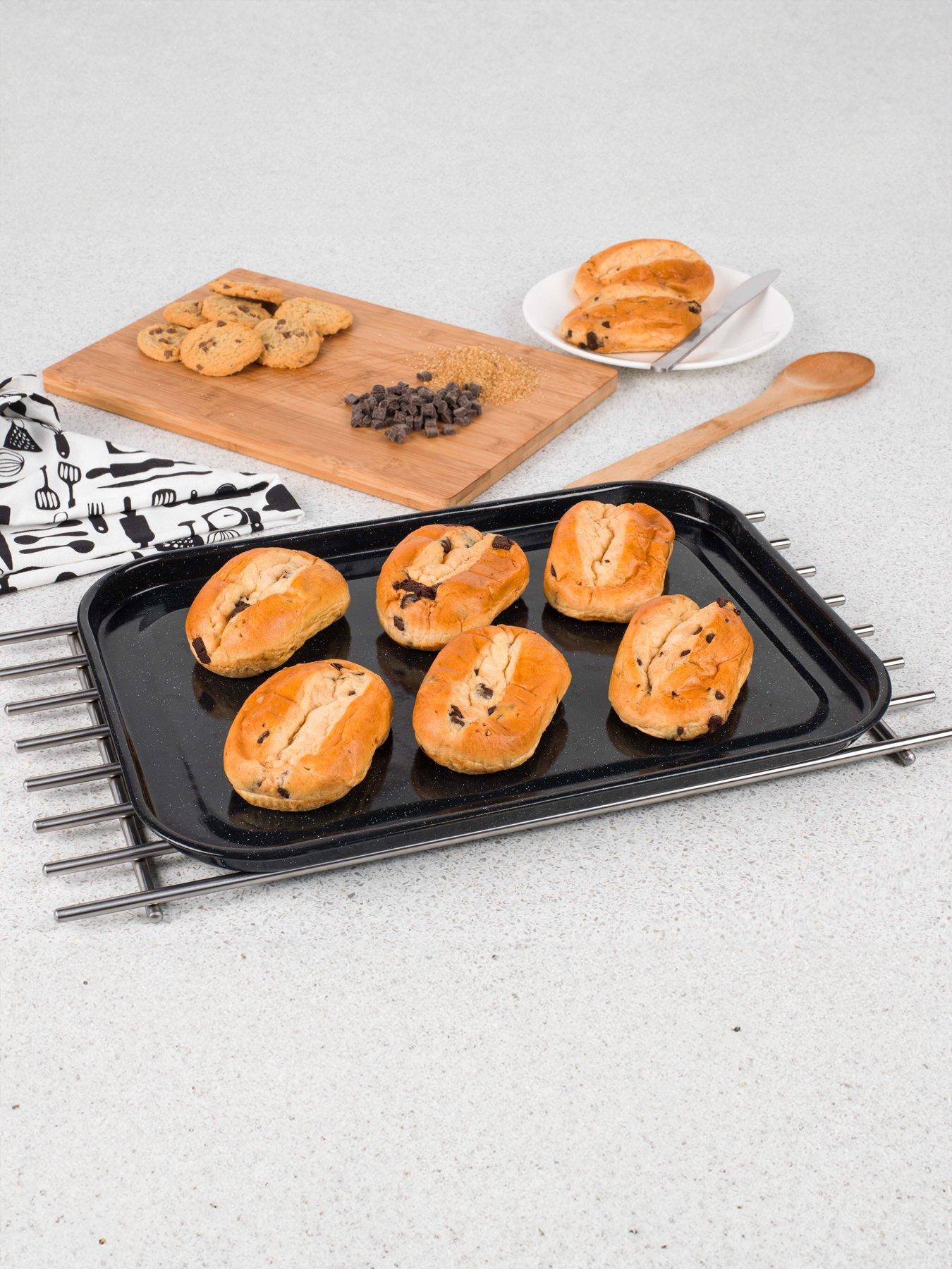 Russell Hobbs Set of 2 Vitreous Enamel Baking Trays