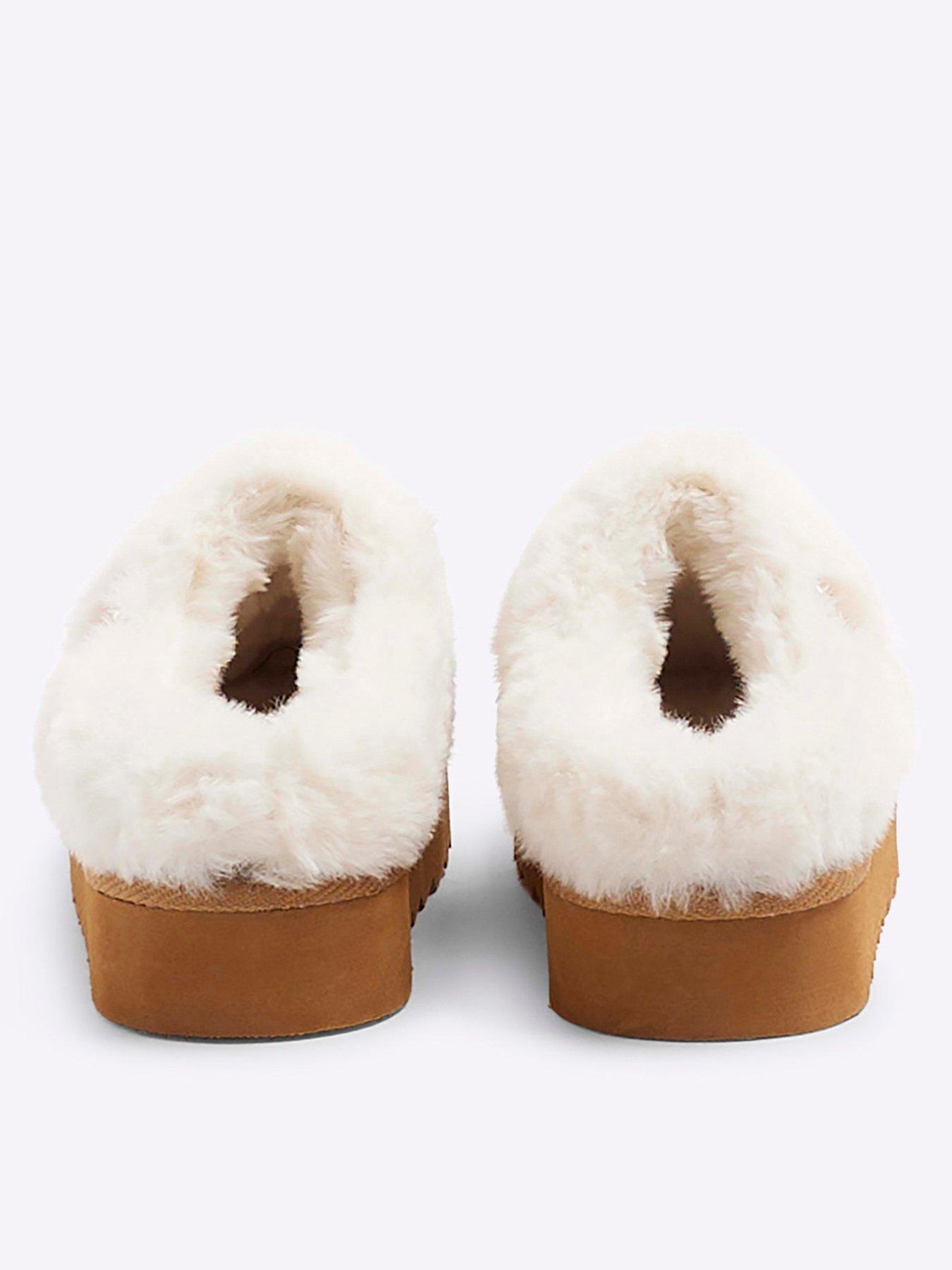 river-island-girls-faux-fur-closed-toe-slippers-beigeback