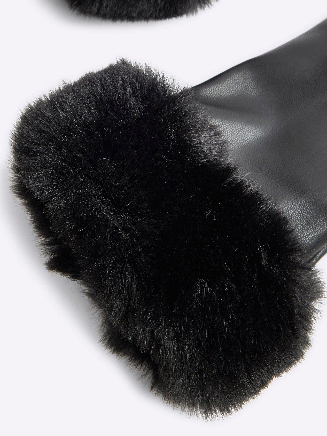 river-island-older-girl-faux-fur-trim-gloves-blackoutfit