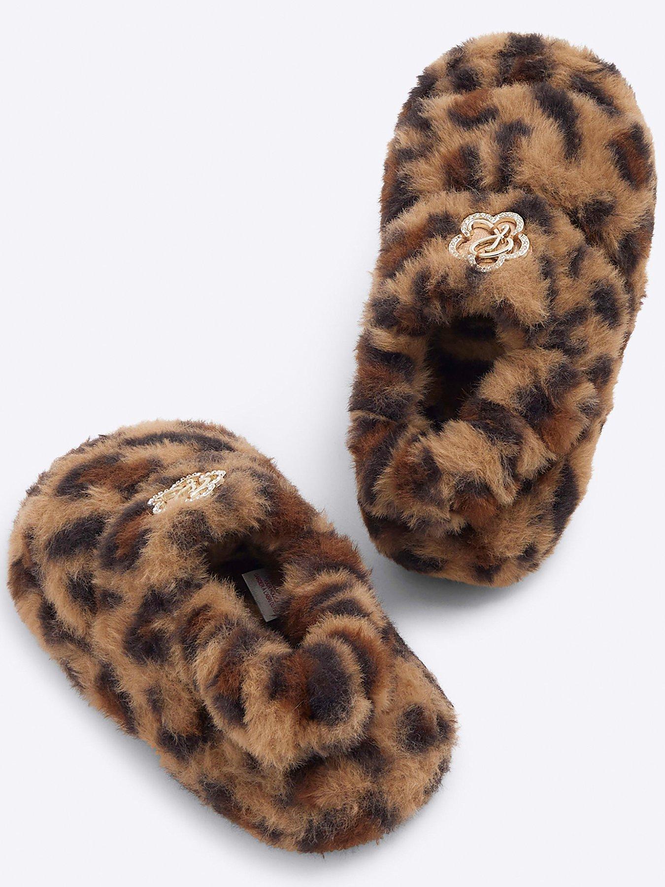 river-island-faux-fur-leopard-slippers-browndetail