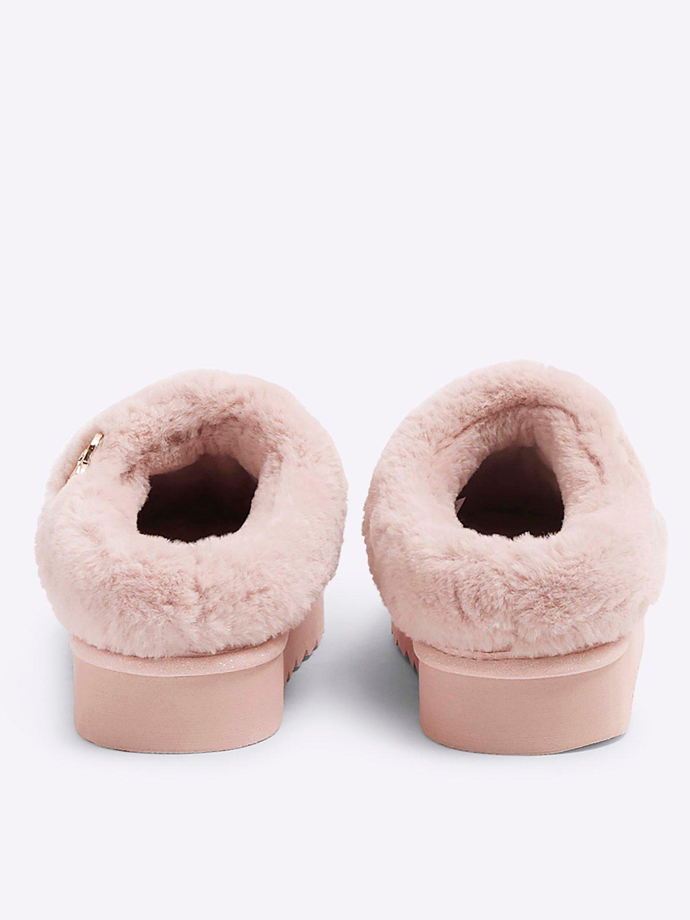 river-island-girls-faux-fur-closed-toe-slippers-pinkback