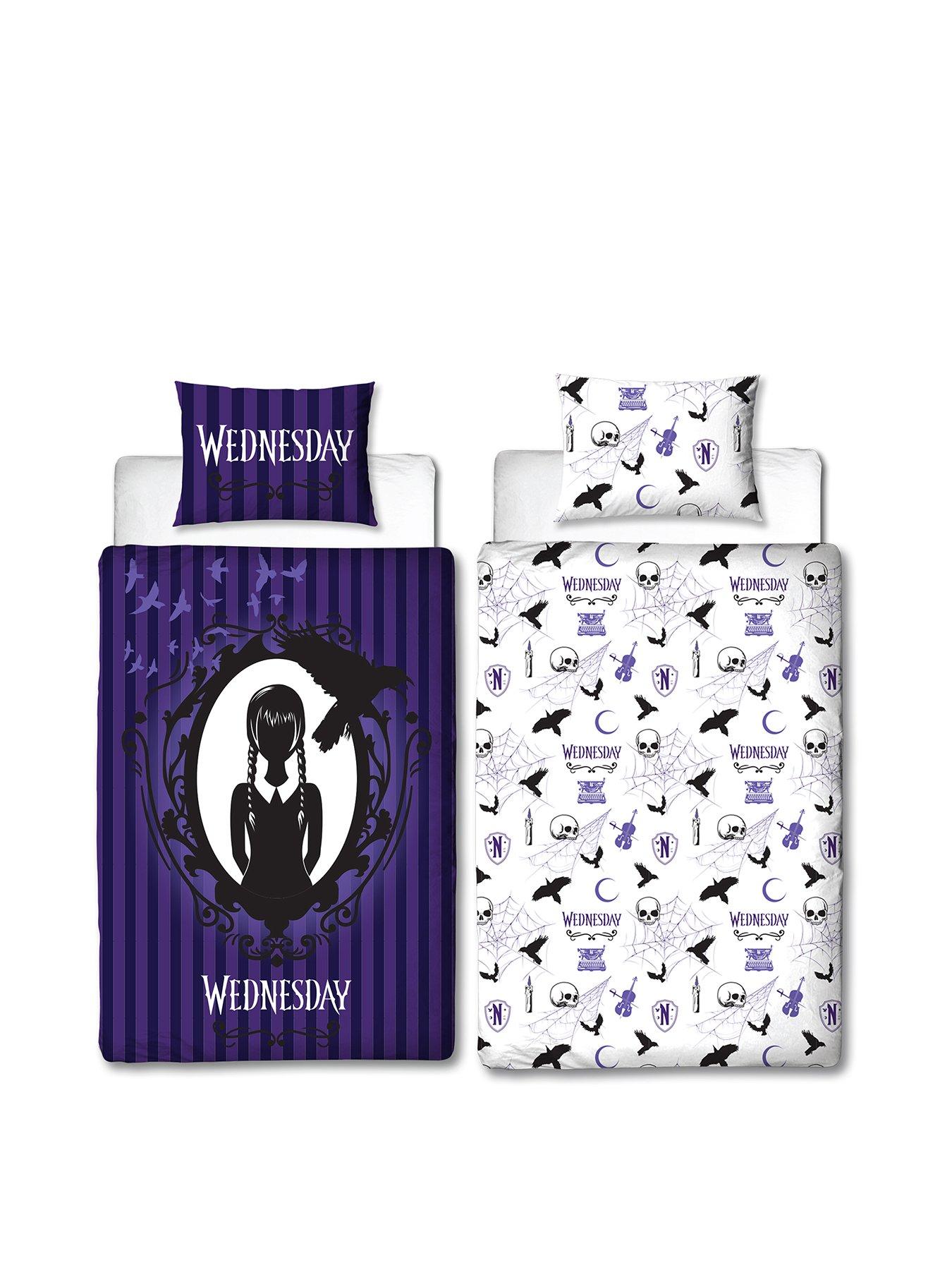 wednesday-wednesday-addams-destined-halloween-panel-duvet-set--singlestillFront