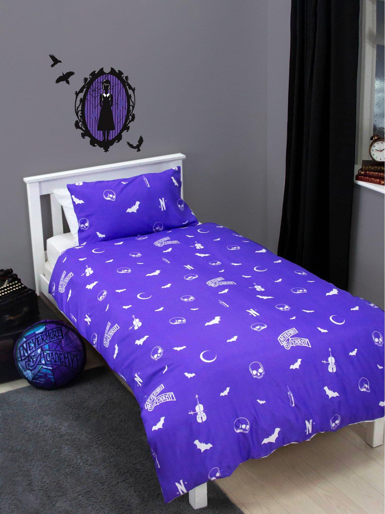 wednesday-wednesday-addams-destined-rotary-duvet-set--singleoutfit