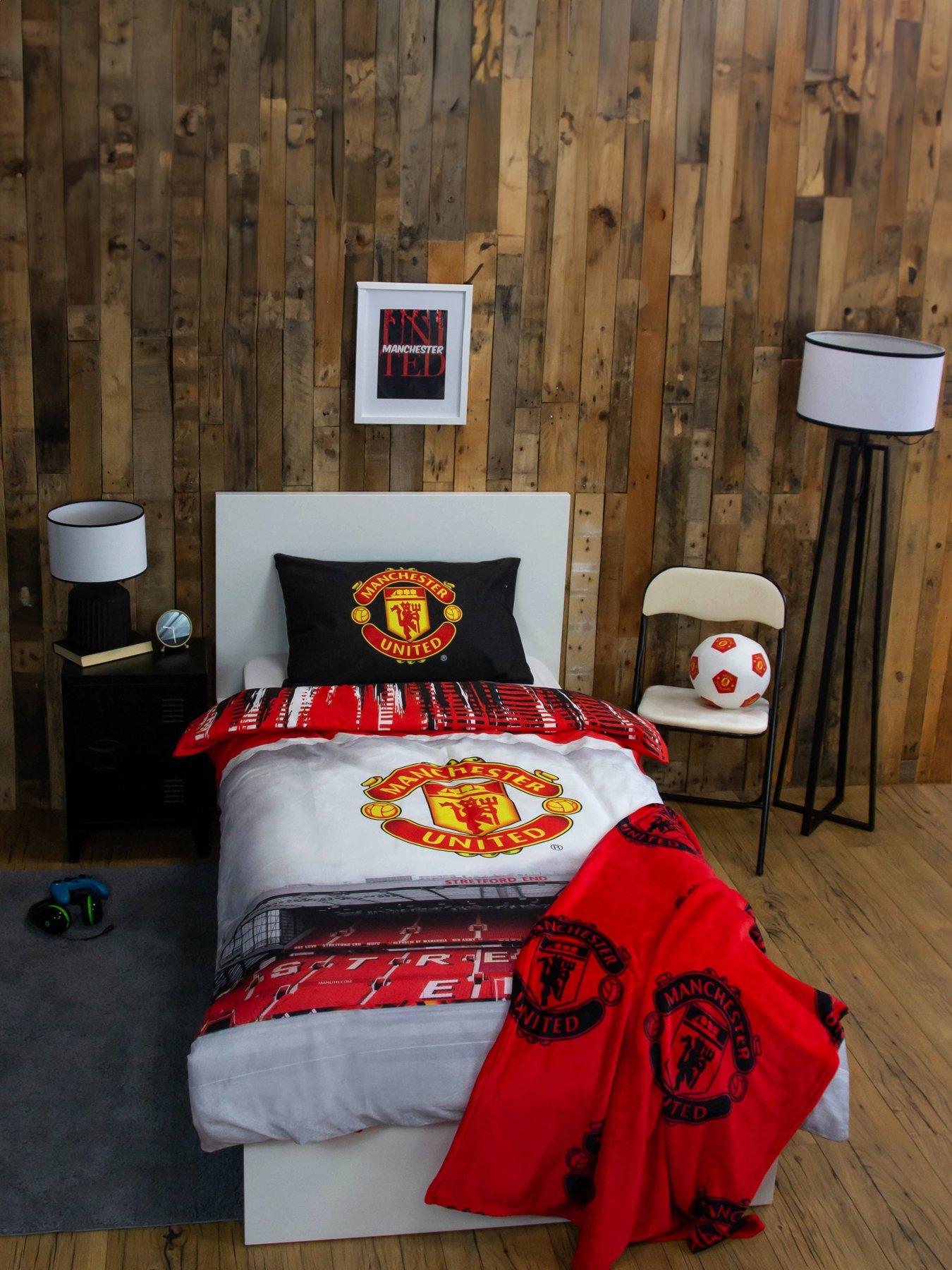 Image 1 of 7 of Manchester United Man Utd Stadium Digi Print Panel Single Duvet