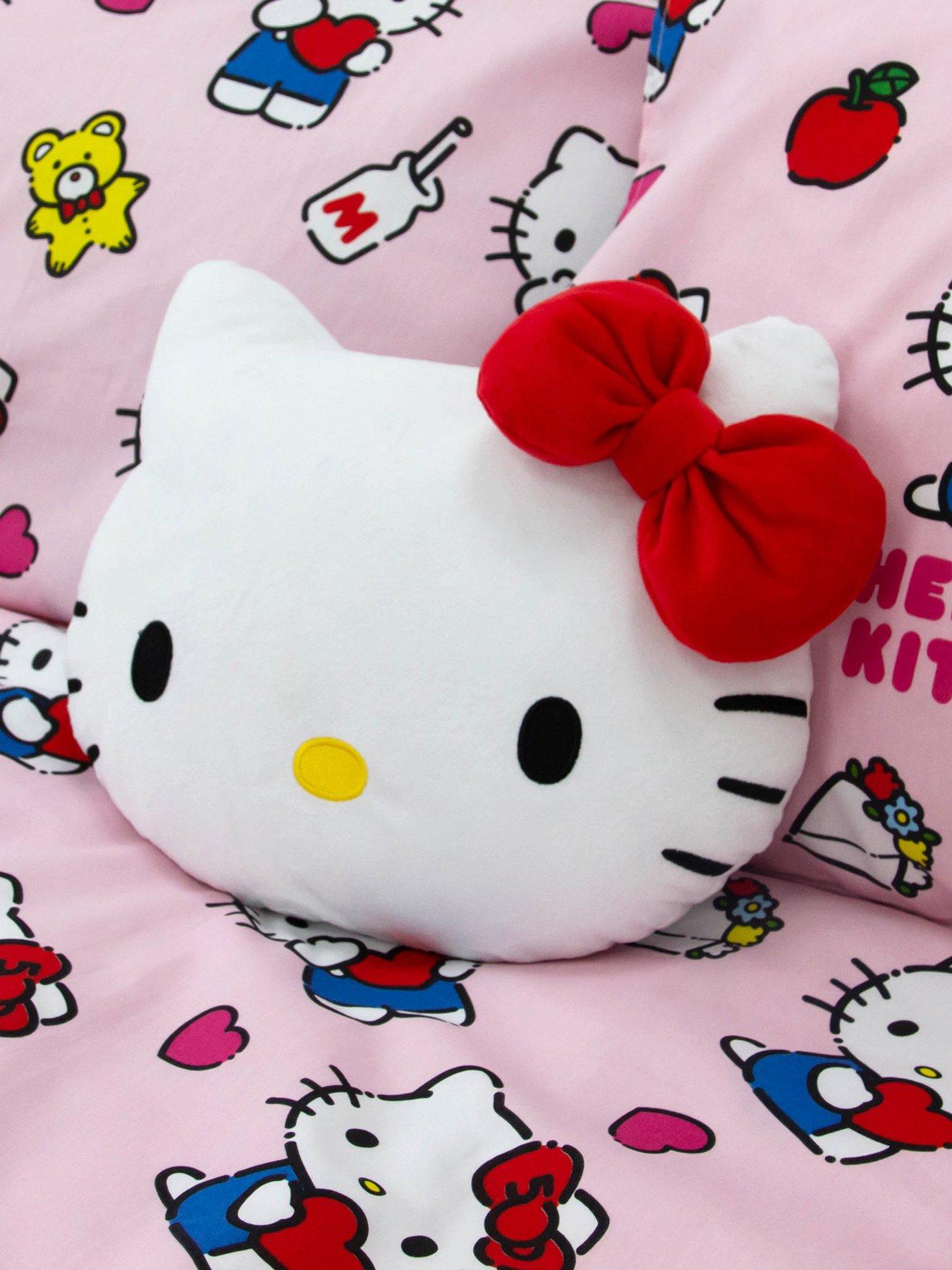 hello-kitty-shaped-cushion-white