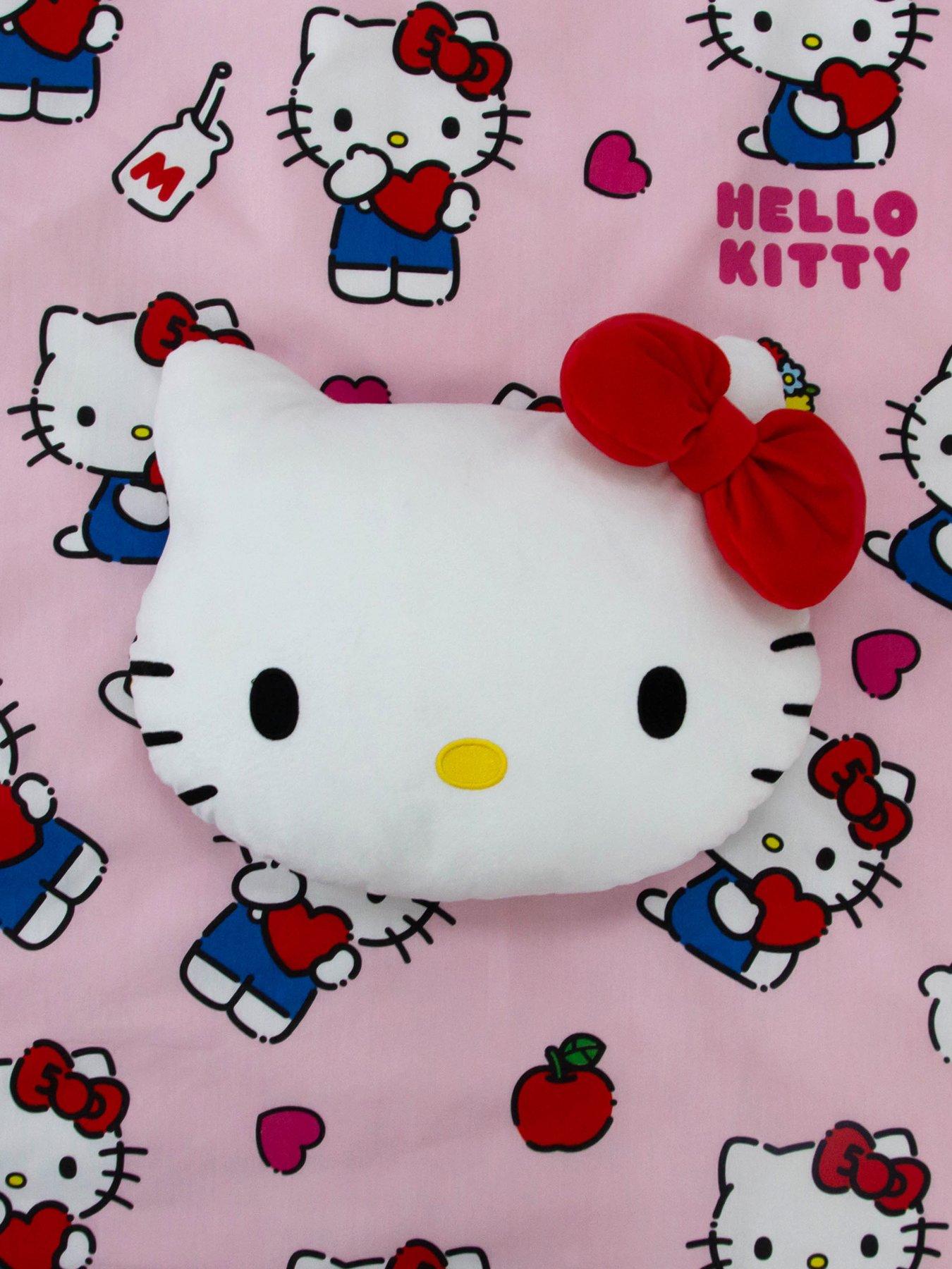 hello-kitty-shaped-cushion-whiteback