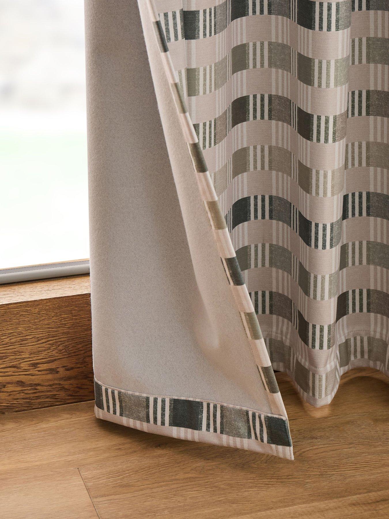 catherine-lansfield-wilson-check-thermal-blackout-curtain-66x54cmdetail