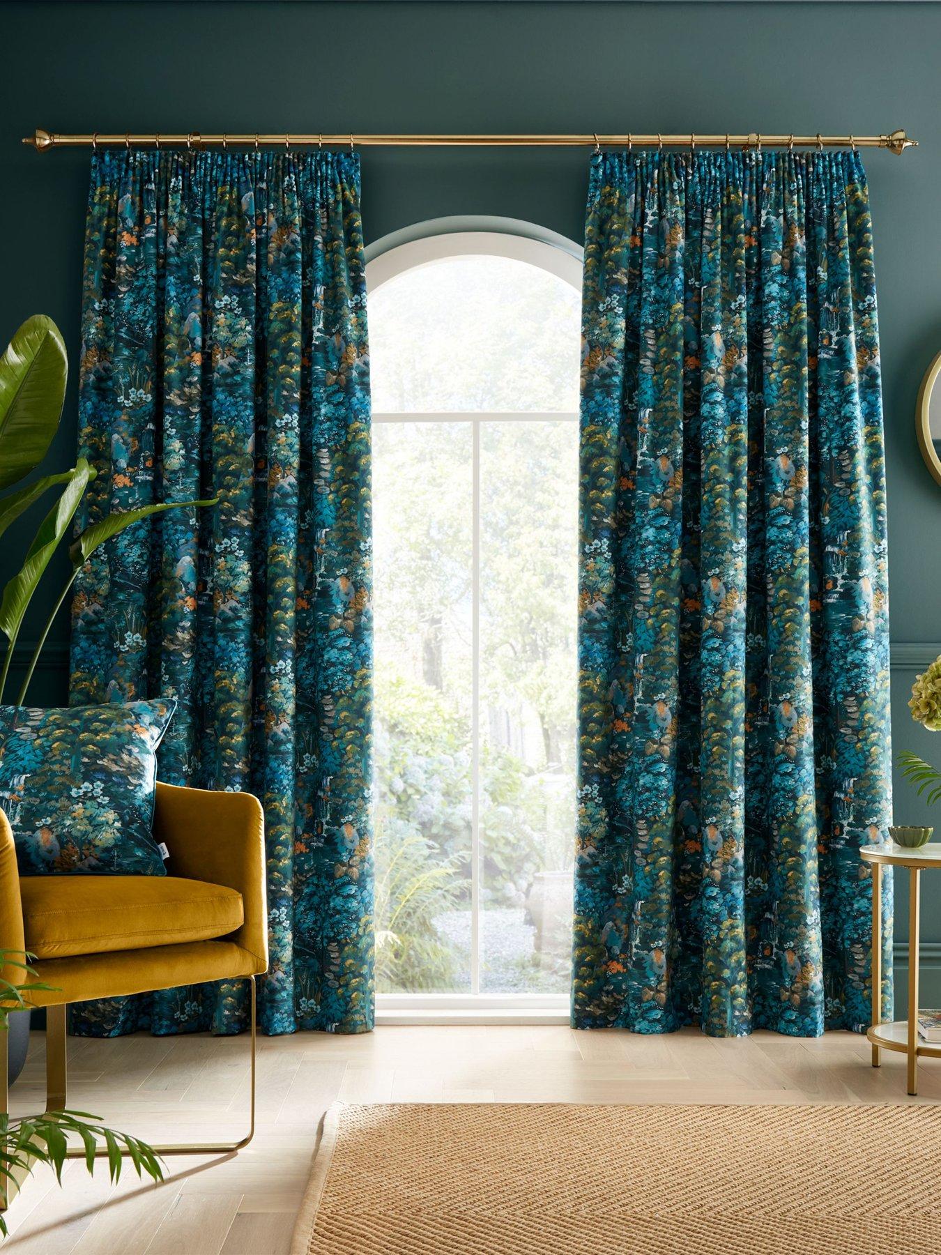 rhs-garden-walk-curtains-46x90cmstillFront