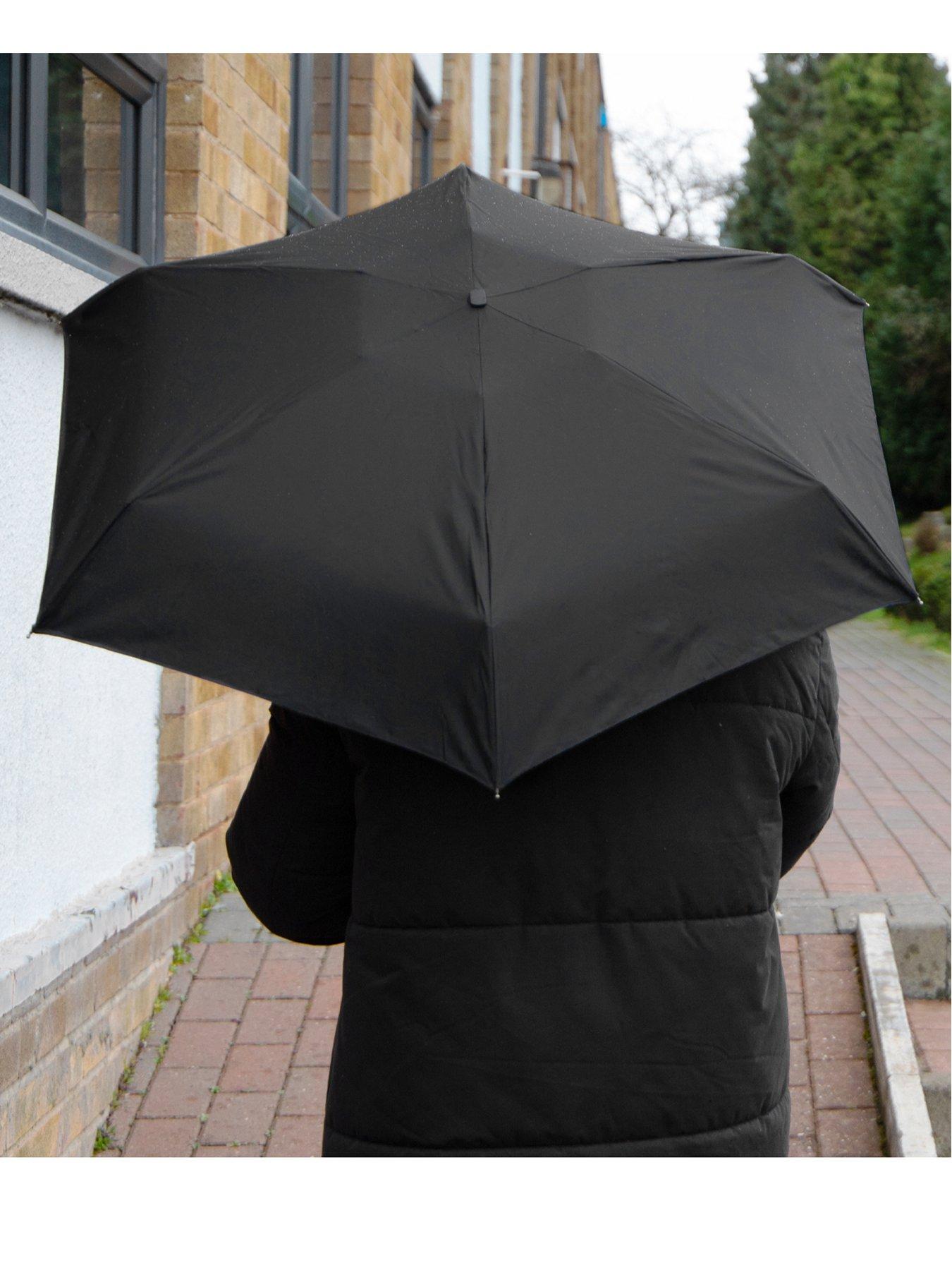 totes-totes-compact-flat-black-umbrellastillFront