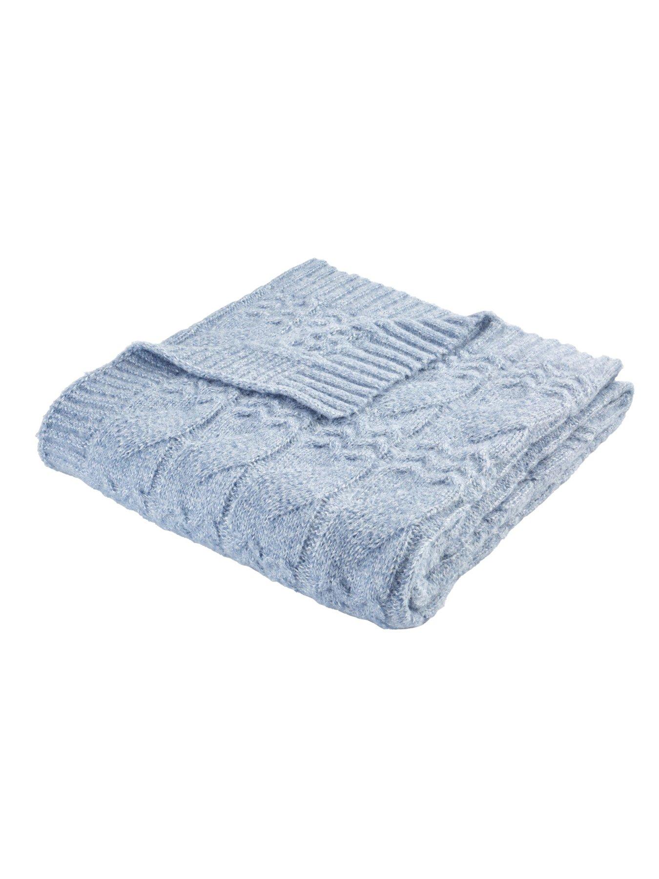 undefined Cable Knit Throw 150 X 200Cm- Grey