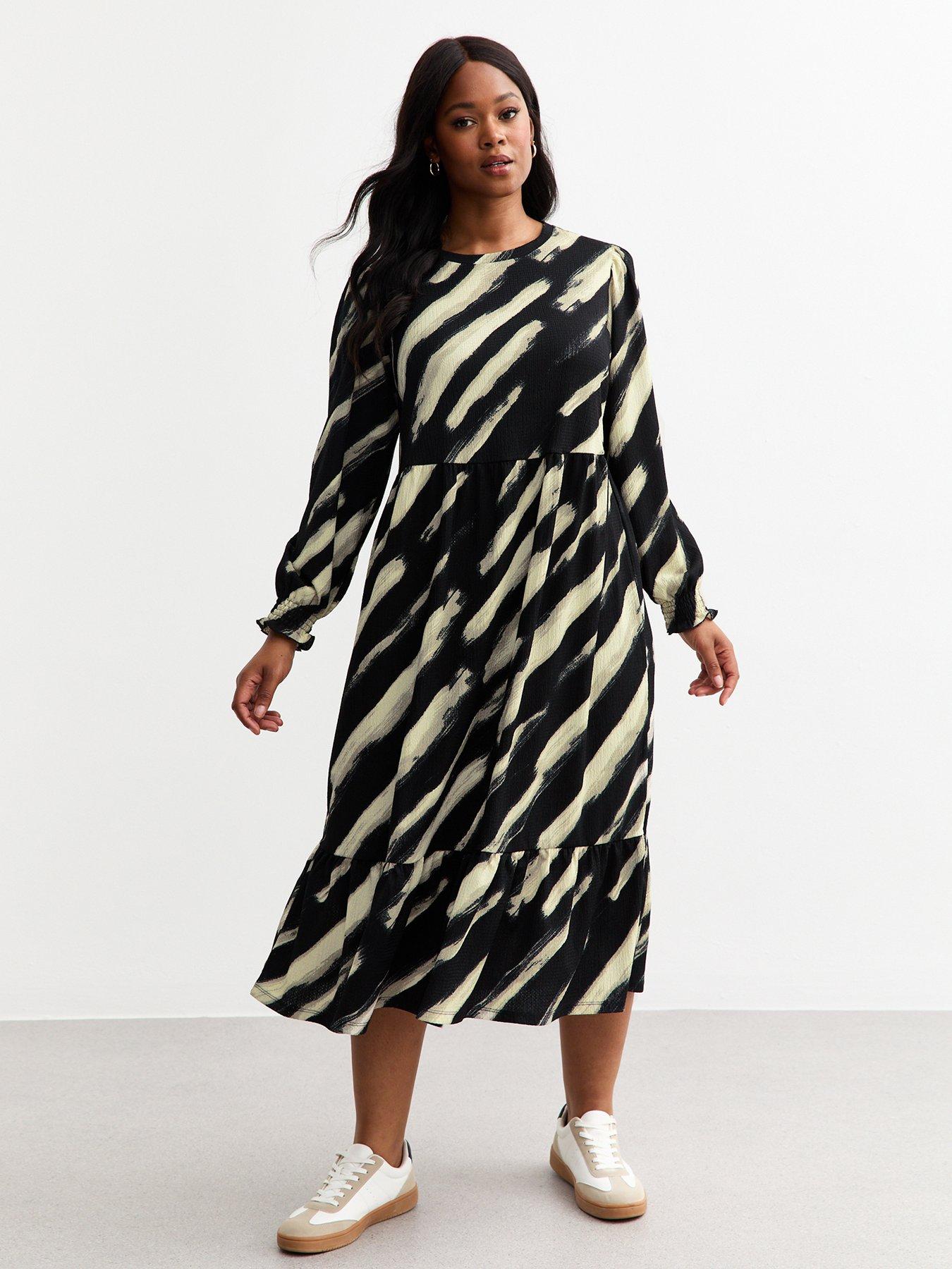 new-look-curvesnbspprinted-long-sleeve-midi-dress-black