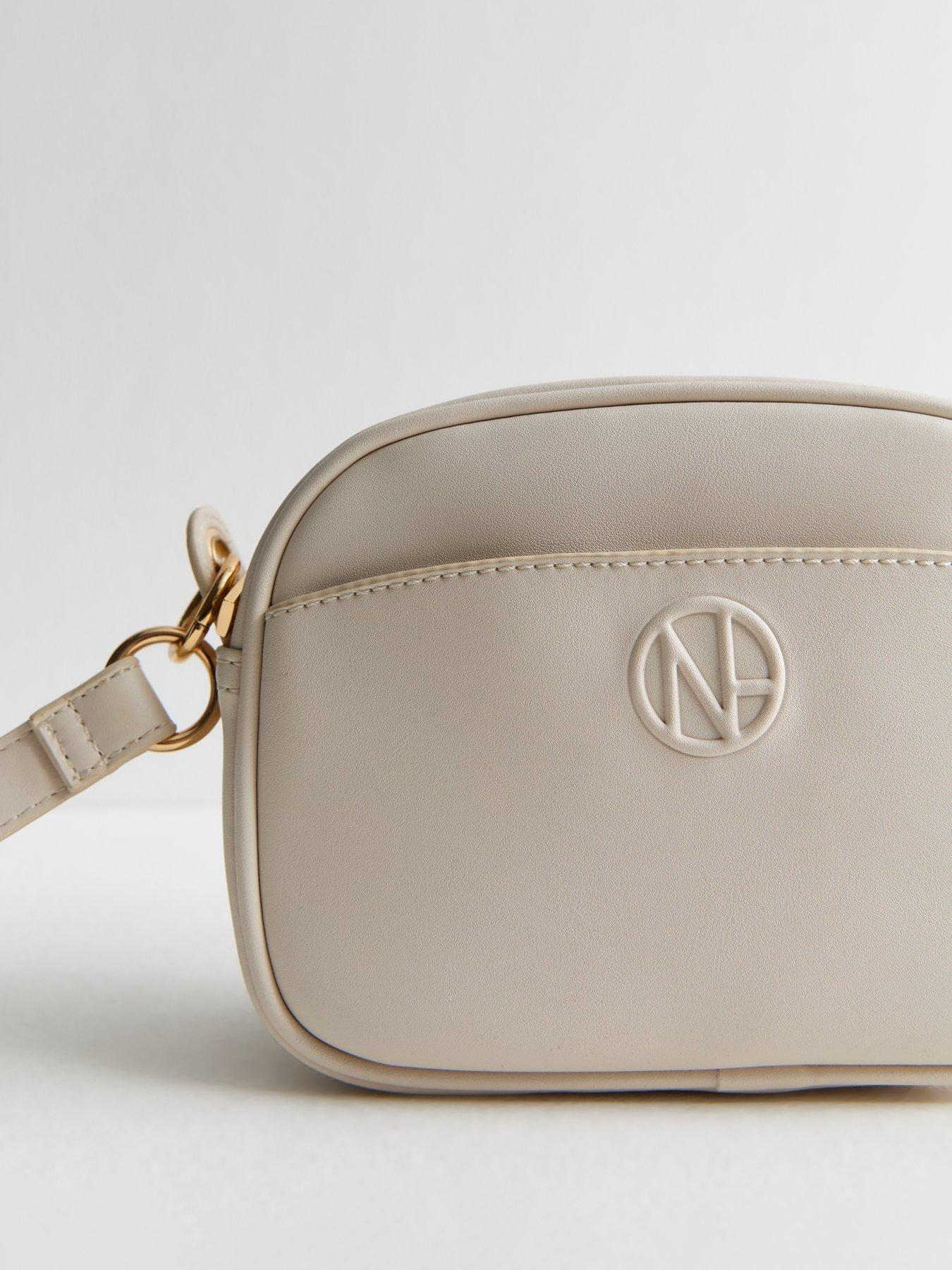 new-look-cream-dome-leather-look-crossbody-bagoutfit