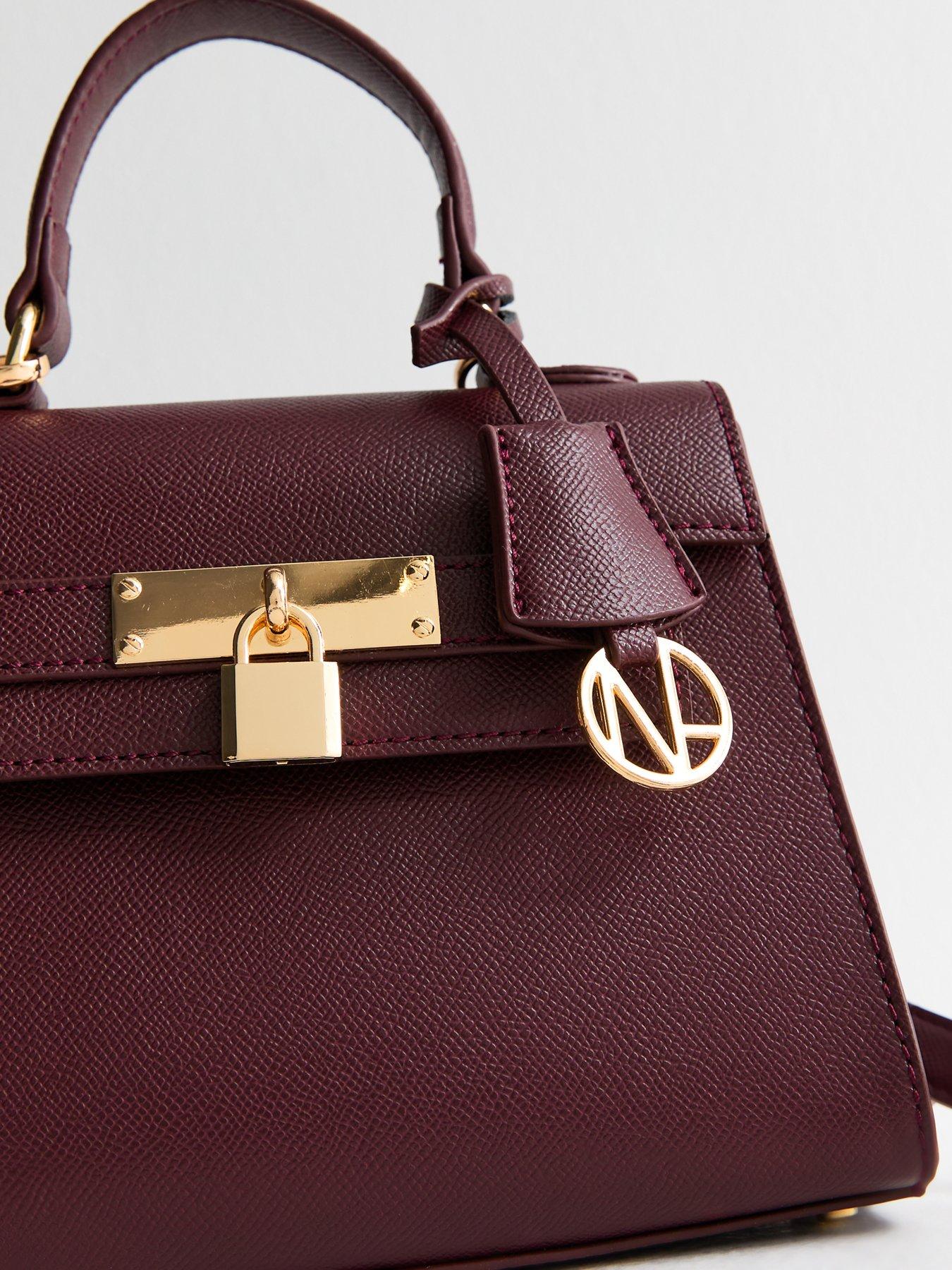 new-look-burgundy-leather-look-top-handle-crossbody-bagoutfit