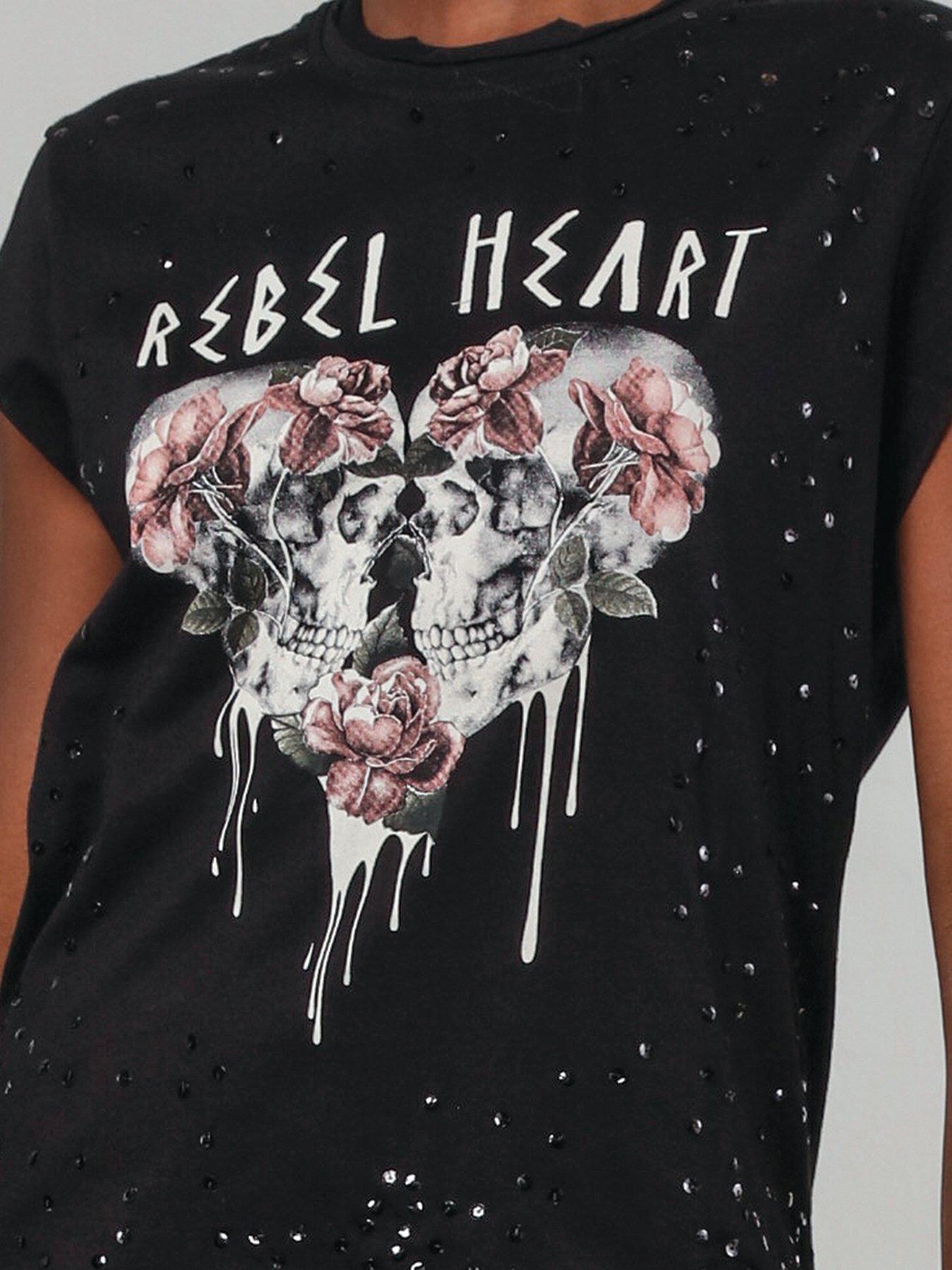 religion-cap-sleeve-skull-amp-hearts-graphic-t-shirt-blackback