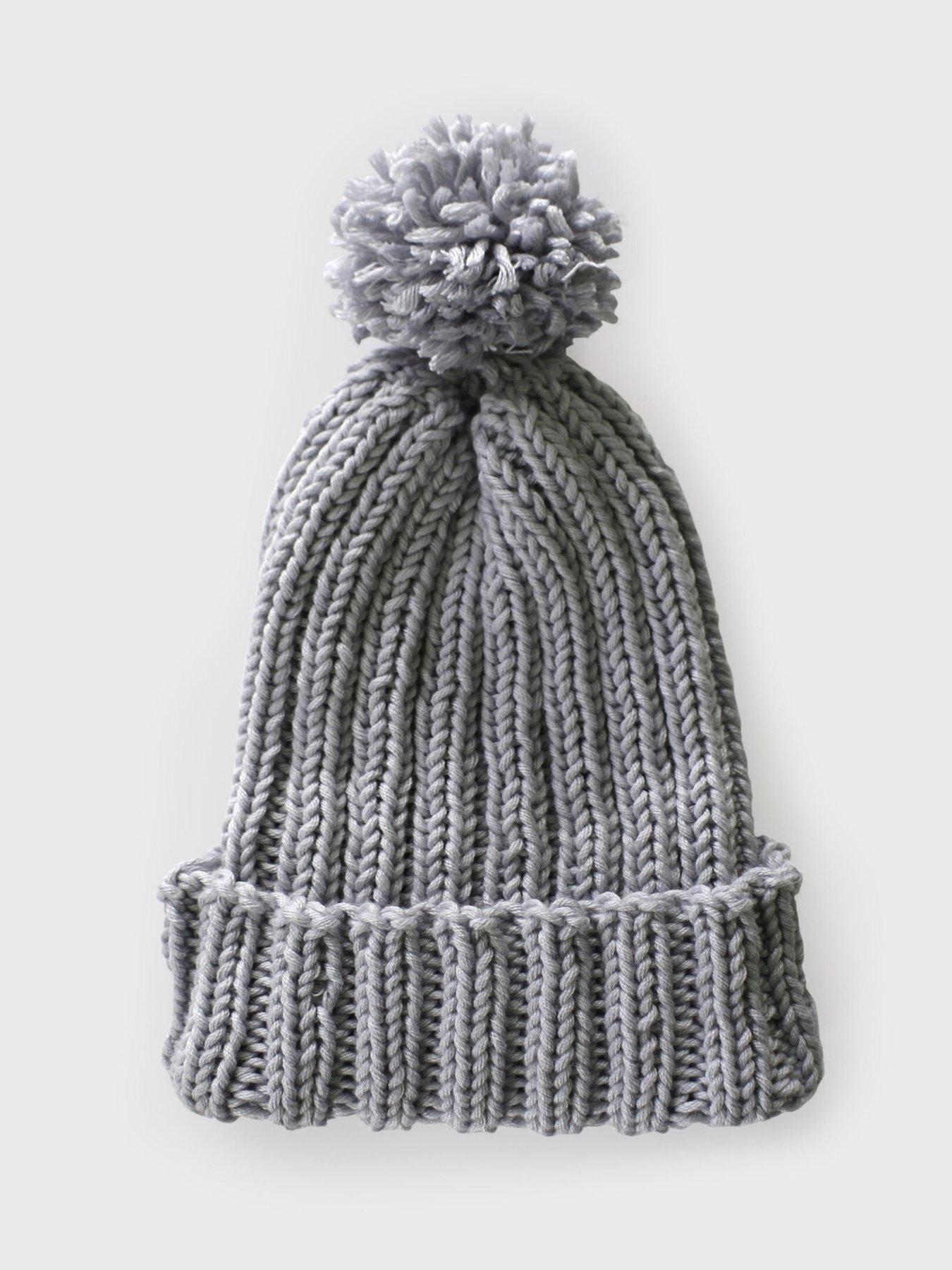 calm-club-calm-club-cosy-knit-diy-bobble-hat-kitback