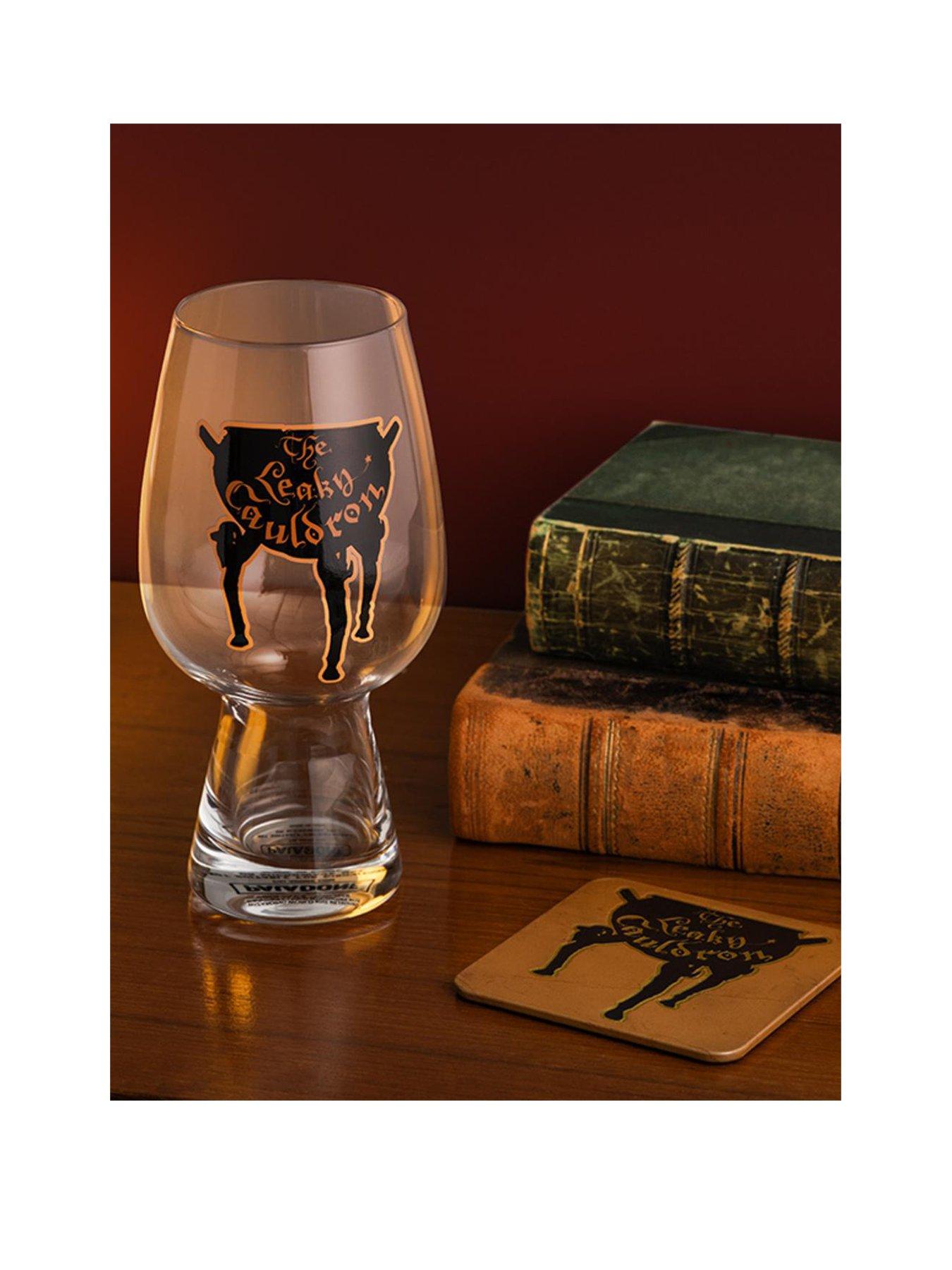 harry-potter-leaky-cauldron-glass-and-coaster-set