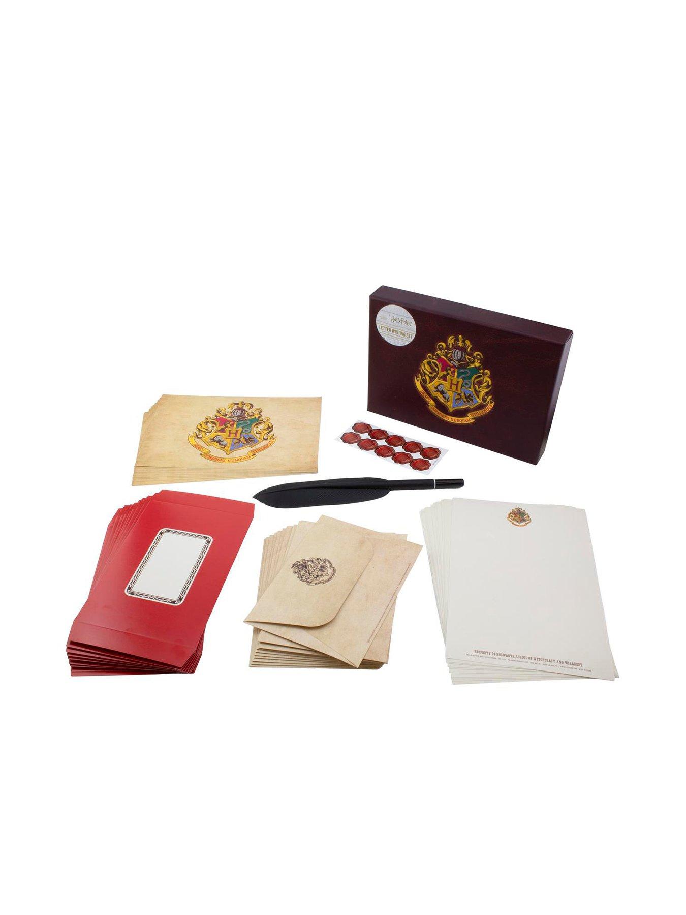 harry-potter-magical-letter-writing-gift-set-for-hogwarts-officially-licensed-stationary-set-including-quill-pen-stickers-envelopes-postcards