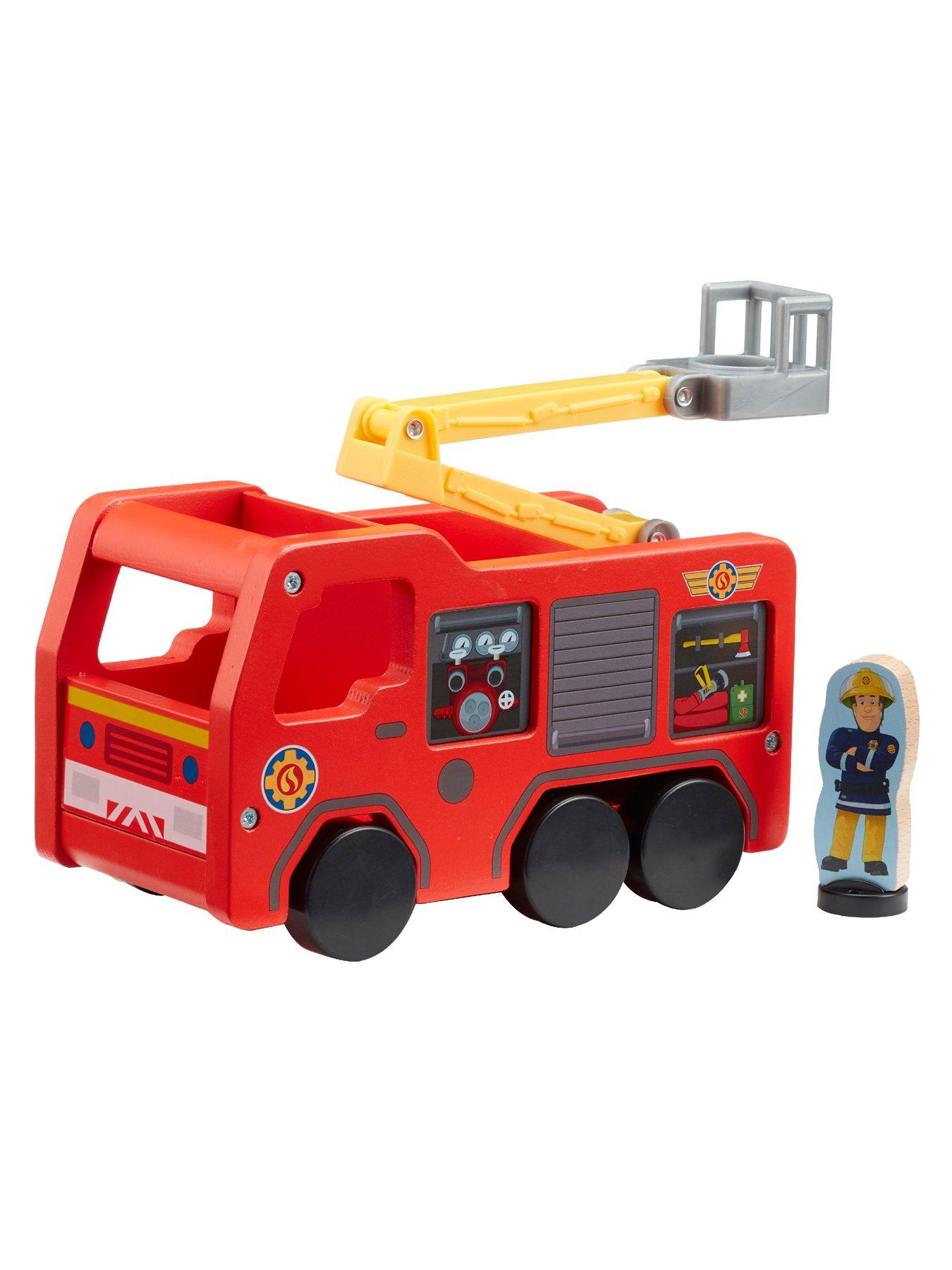 fireman-sam-jupiter-fire-engine-and-figurestillFront