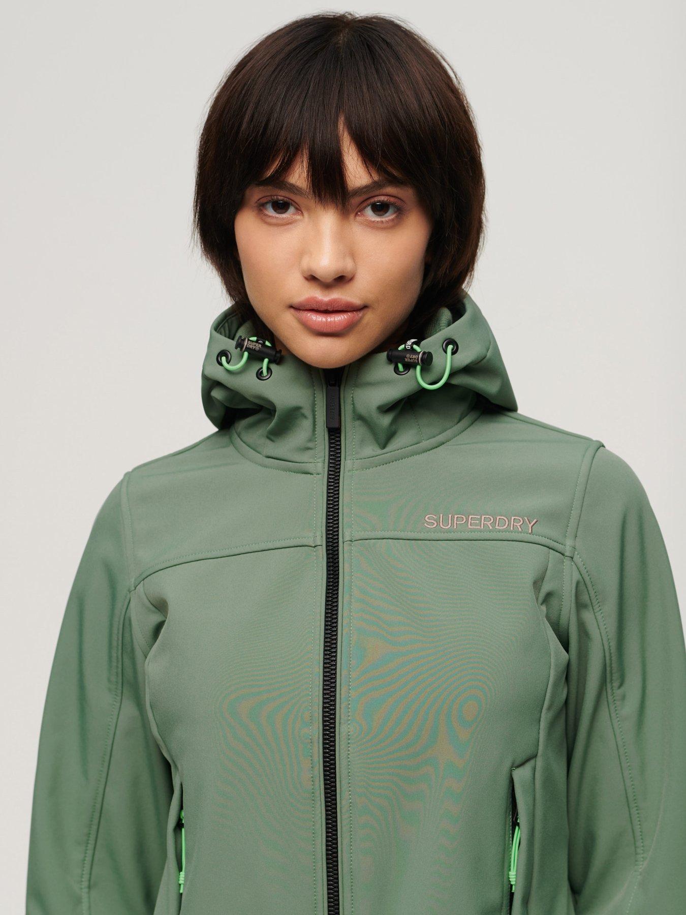 superdry-hooded-soft-shell-trekker-jacket-greenoutfit