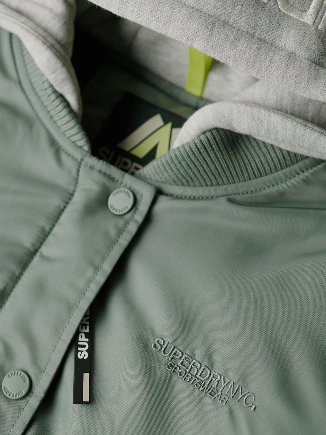 superdry-hooded-bomber-jacket-greenoutfit