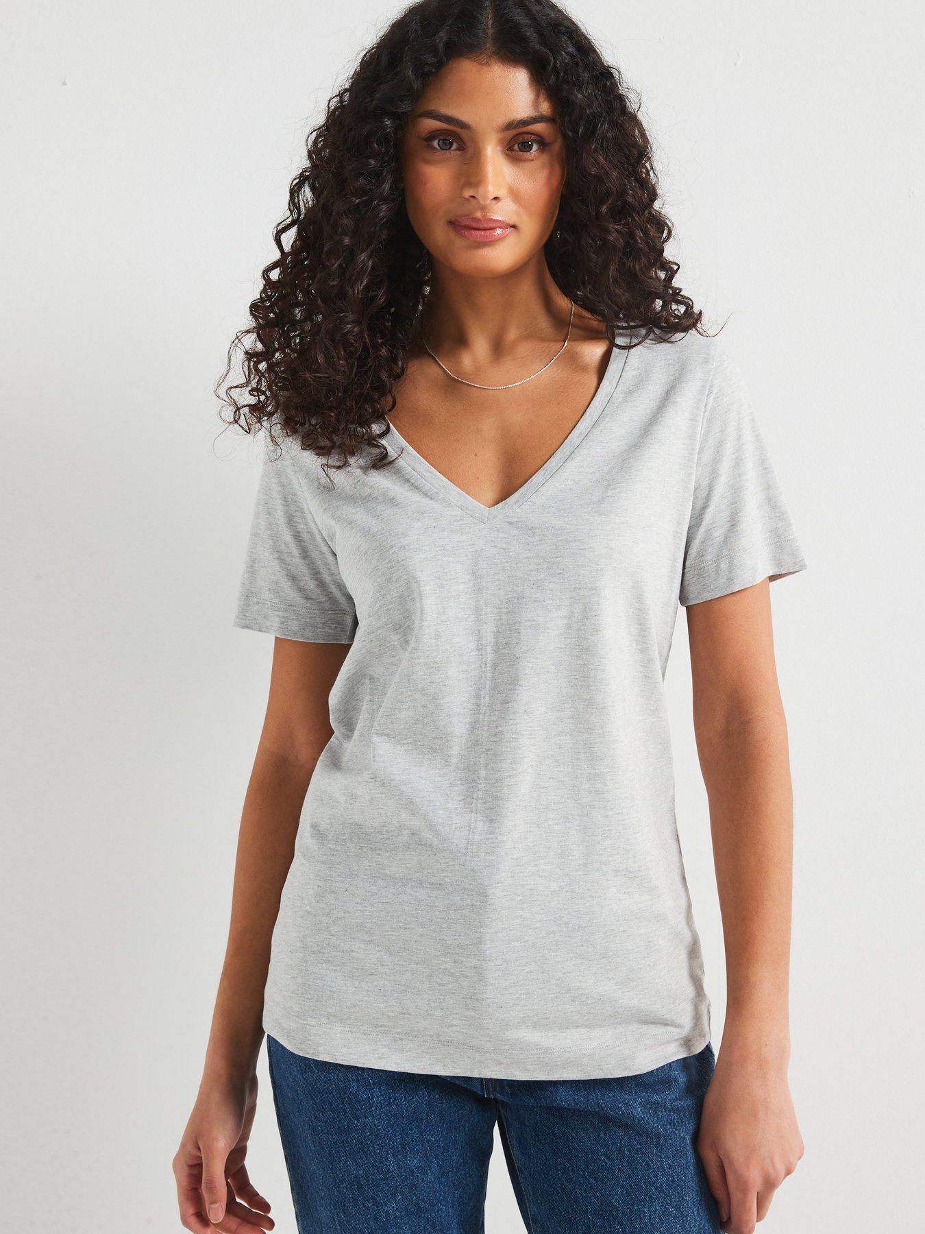 everyday-the-essential-v-neck-t-shirt-greydetail