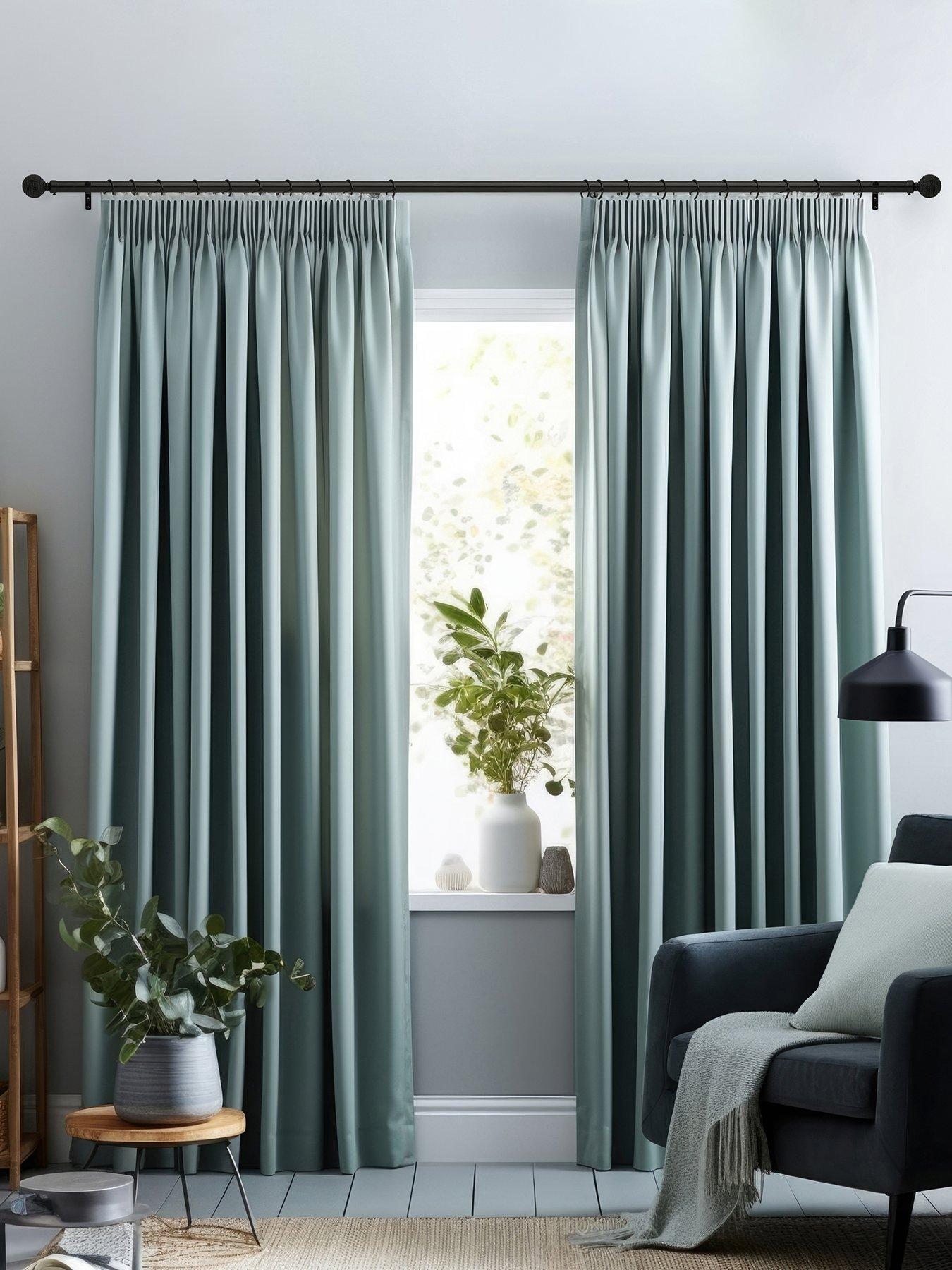 Image 4 of 7 of The Very Collection Ball Finial 28 mm Extendable Curtain Pole&nbsp;