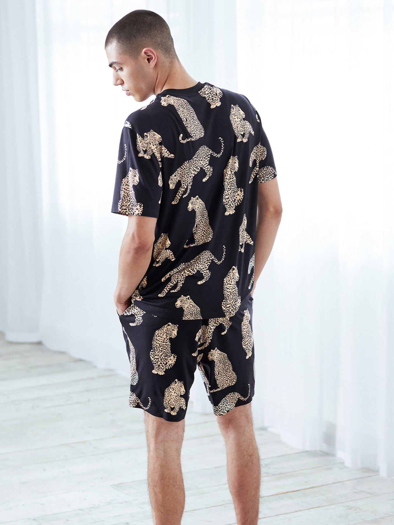 chelsea-peers-mens-printed-tee-amp-short-set-navystillFront