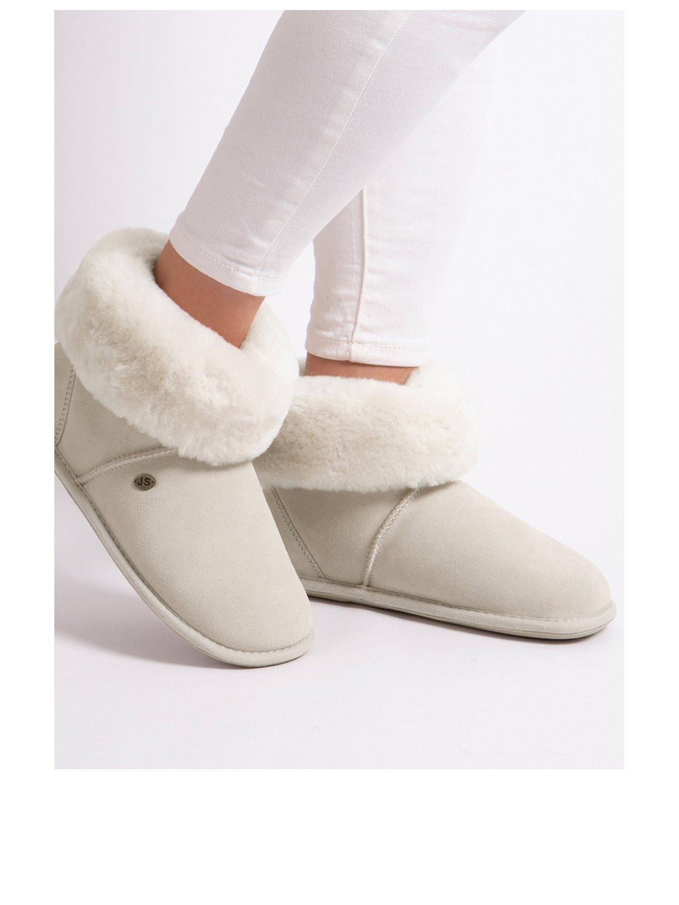 just-sheepskin-albery-slipper-bootie-slipper-creamstillFront