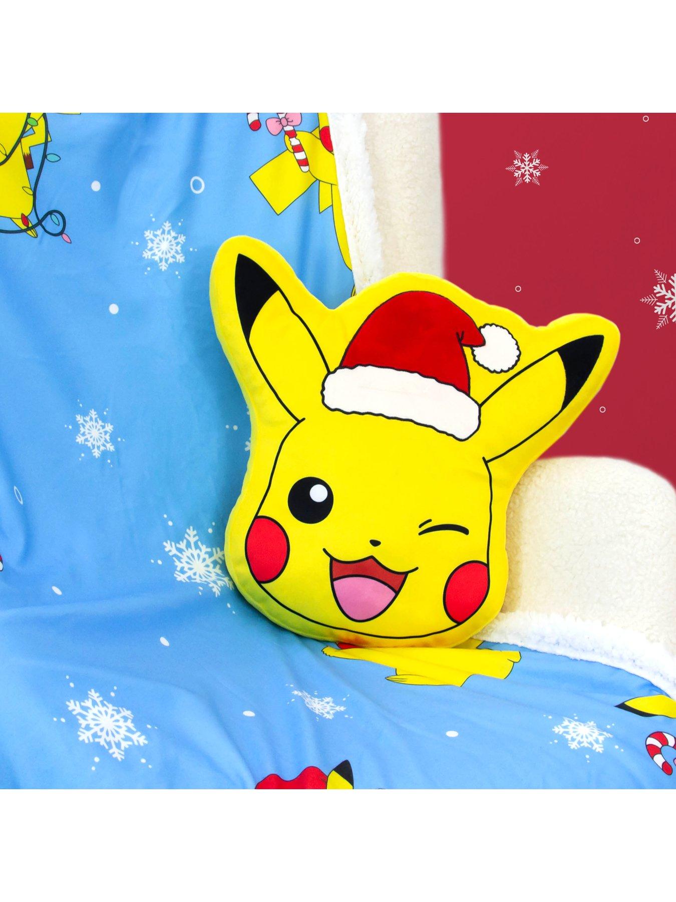 pokemon-pokemon-christmas-shaped-cushion