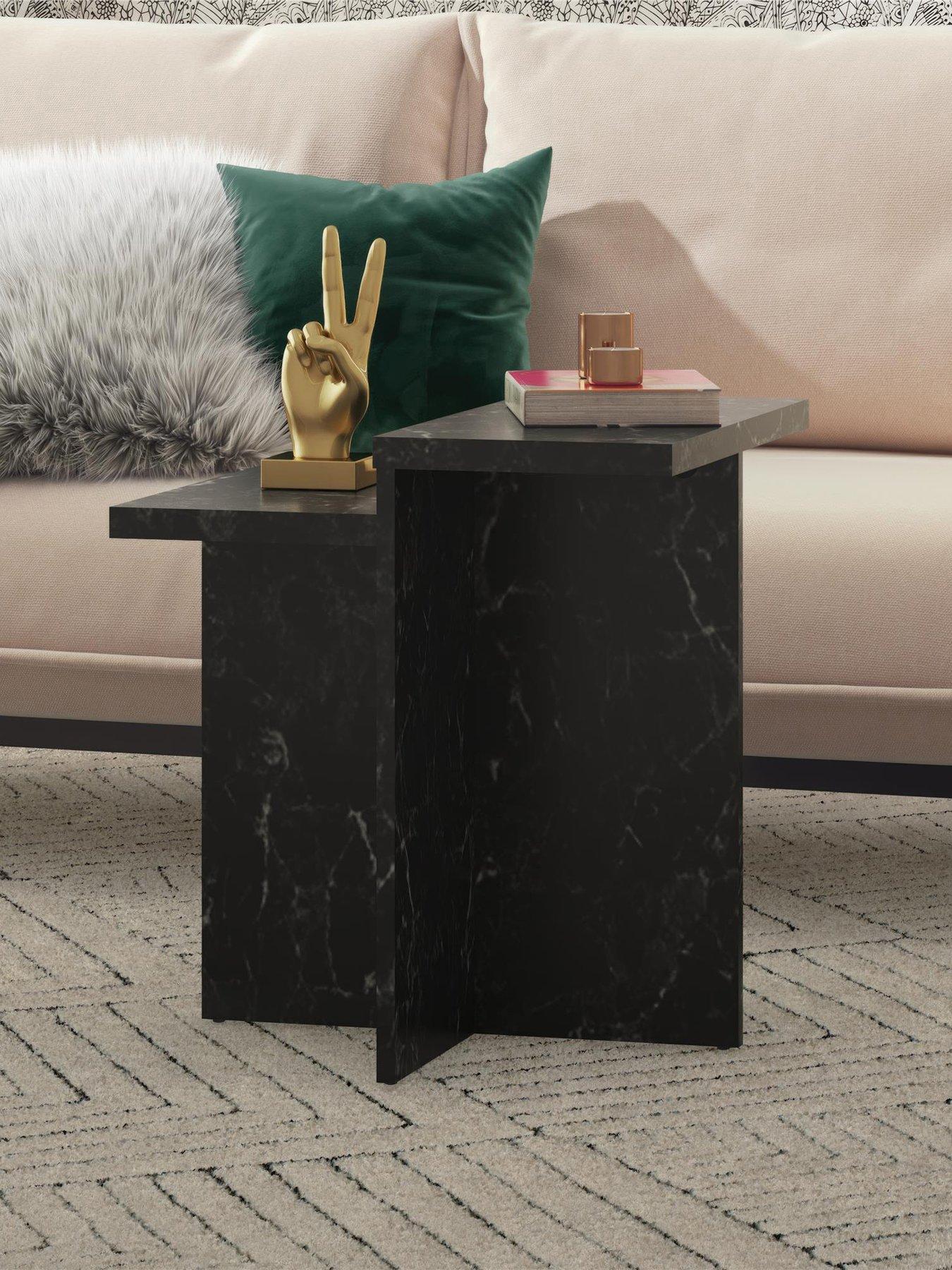 cosmoliving-by-cosmopolitan-brielle-faux-marble-side-table-blackfront