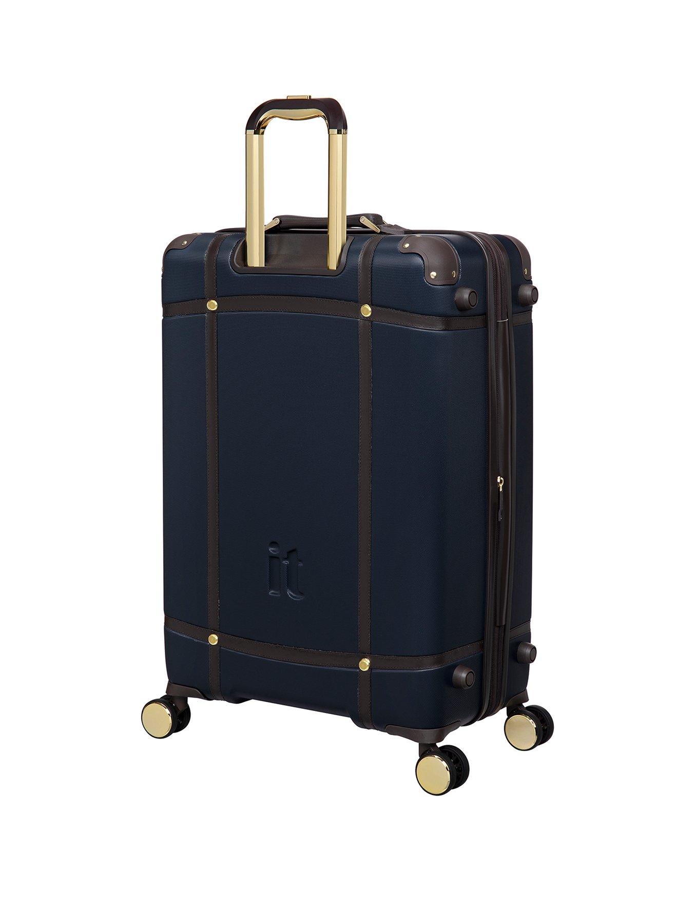 it-luggage-it-luggage-superiority-blueberry-medium-suitcasestillFront