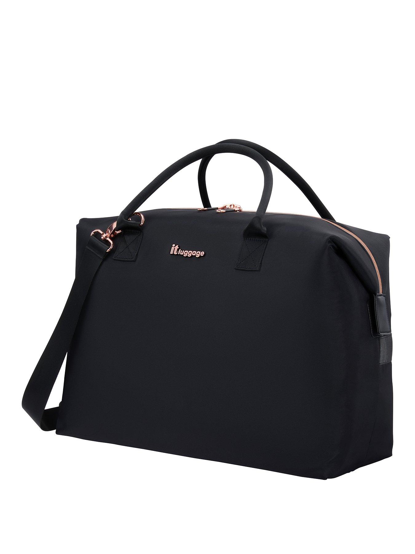 it-luggage-it-luggage-charmer-black-travel-holdall-with-shoulder-strap