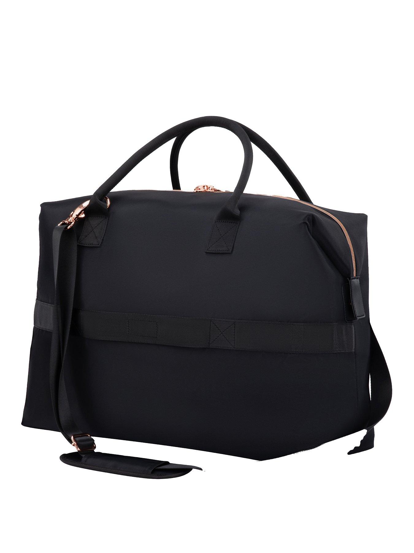 it-luggage-it-luggage-charmer-black-travel-holdall-with-shoulder-strapstillFront