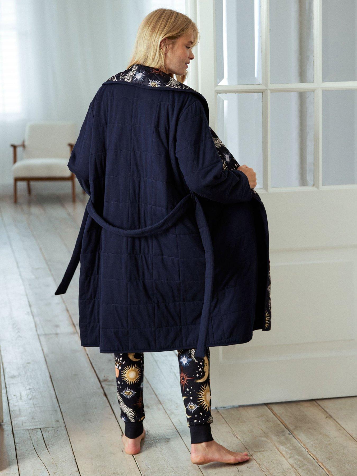 chelsea-peers-quilted-midi-robe-navystillFront