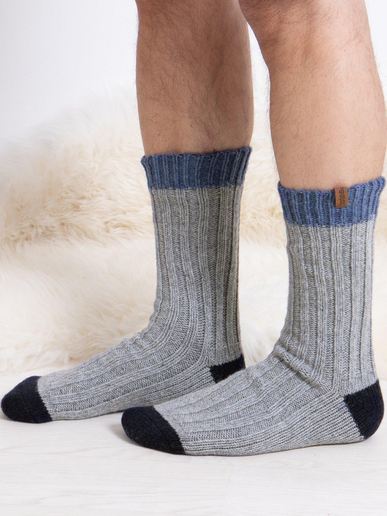 totes-2-pack-chunky-twist-wool-blend-thermal-boot-ankle-socks-multiback