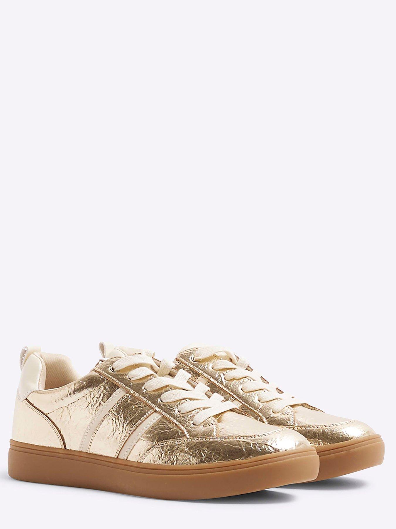 river-island-lace-up-gumsole-trainer-golddetail