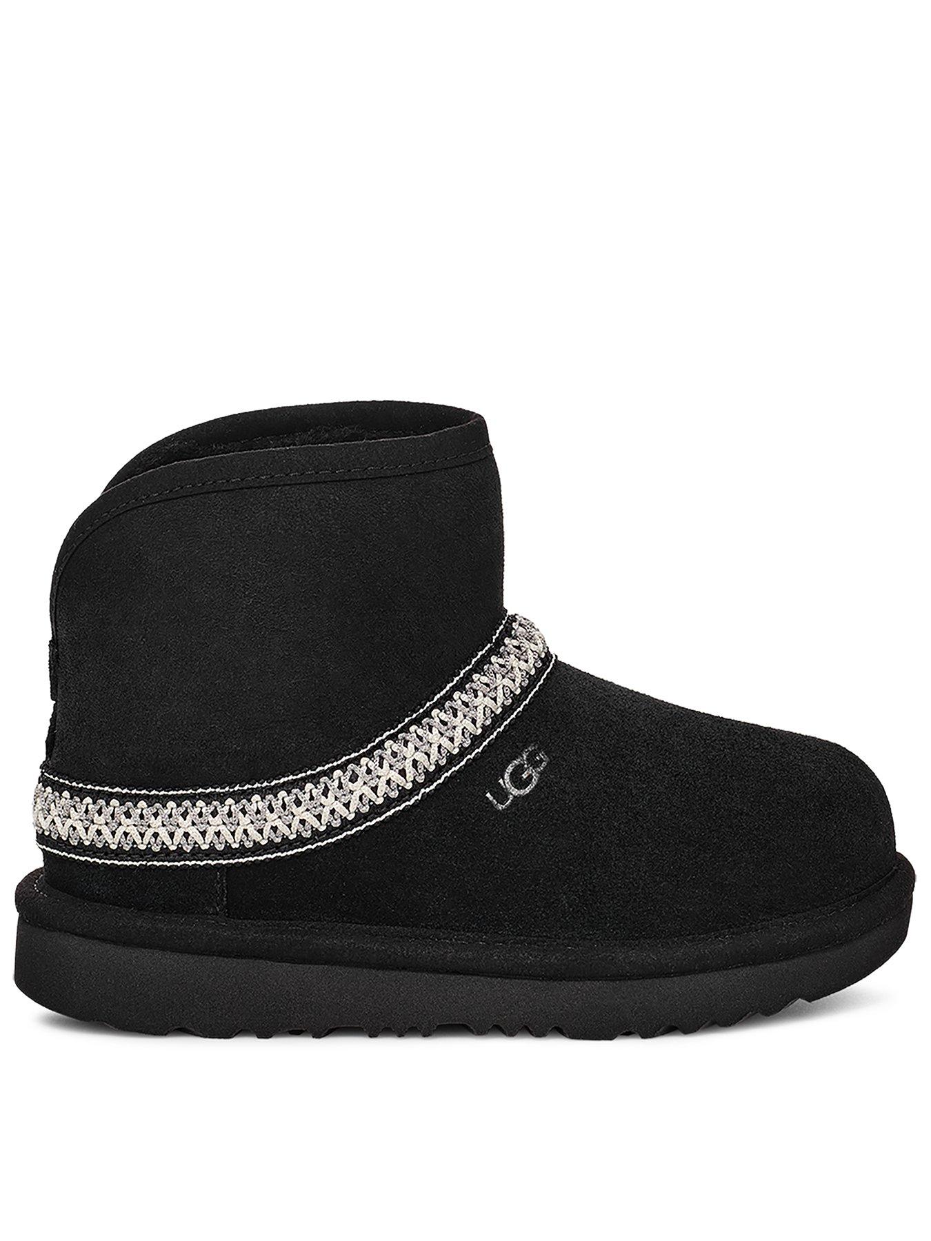 ugg-kids-classic-mini-crescent-blackfront